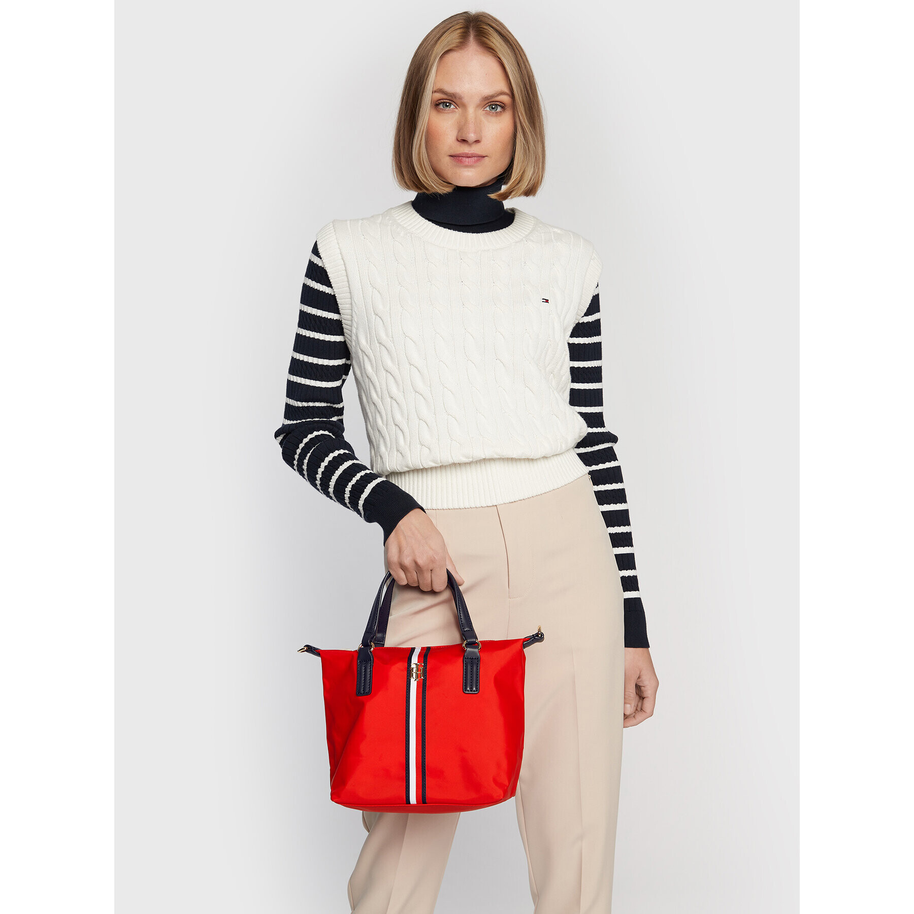 Tommy Hilfiger Дамска чанта Poppy Small Tote Corp AW0AW11344 Червен - Pepit.bg