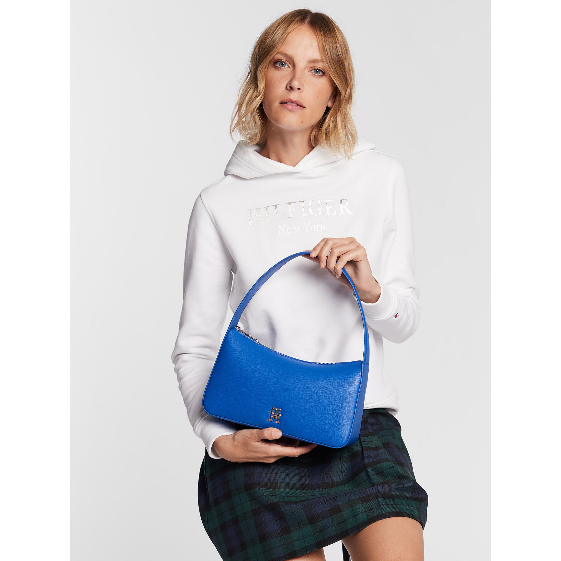 Tommy Hilfiger Дамска чанта Th Casual Shoulder Bag AW0AW14175 Син - Pepit.bg