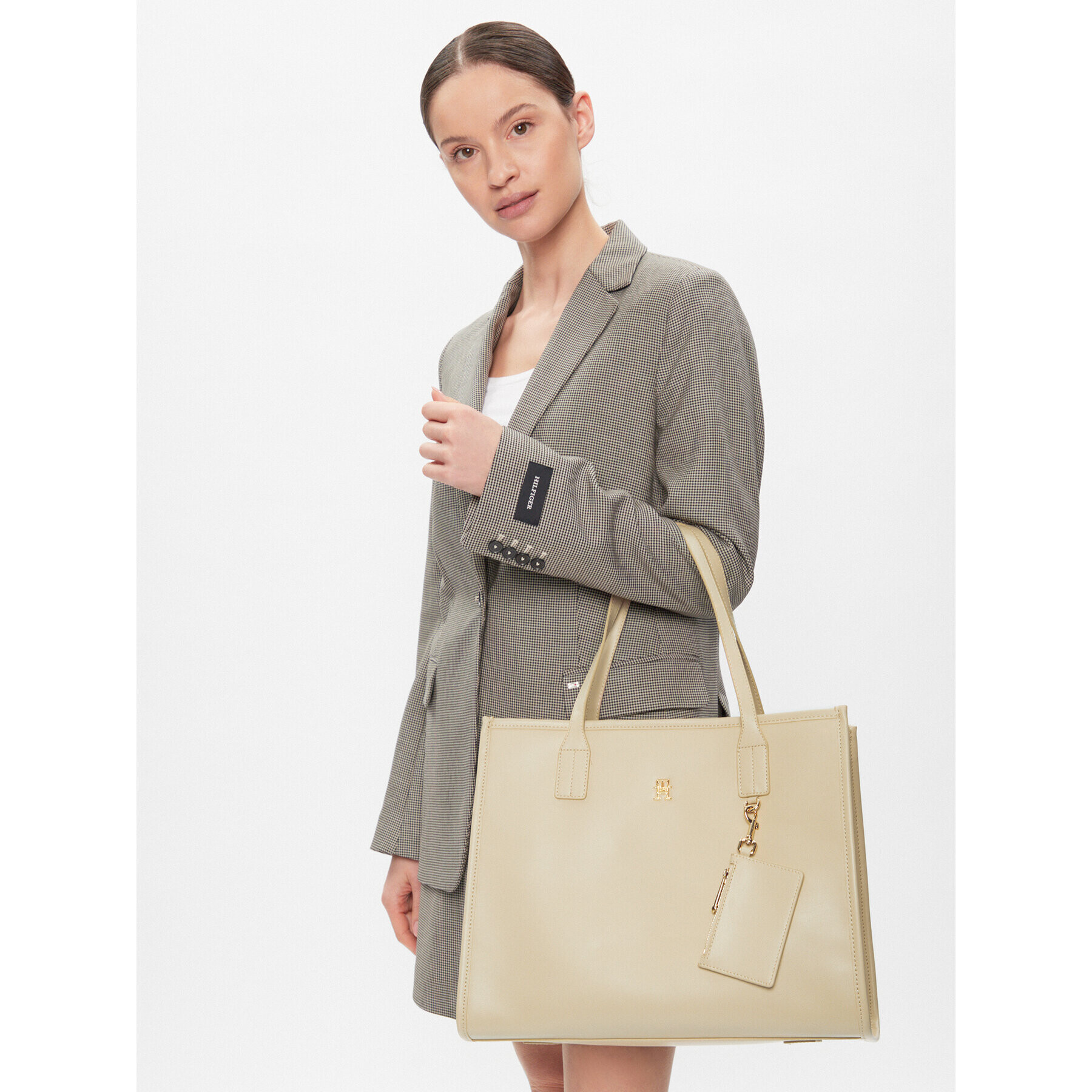 Tommy Hilfiger Дамска чанта Th City Tote AW0AW15690 Бял - Pepit.bg