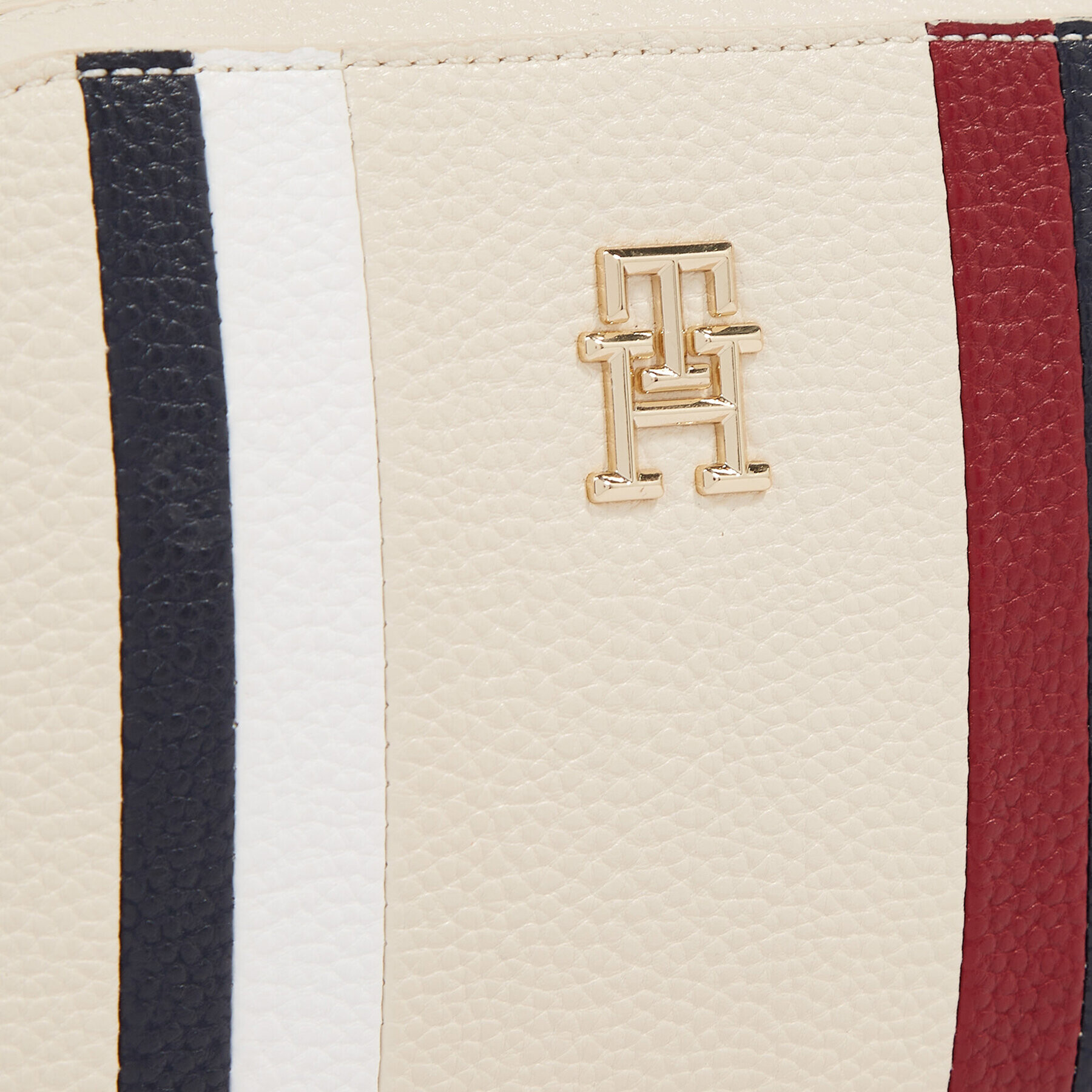 Tommy Hilfiger Дамска чанта Th Emblem Trunk Corp AW0AW15113 Бежов - Pepit.bg