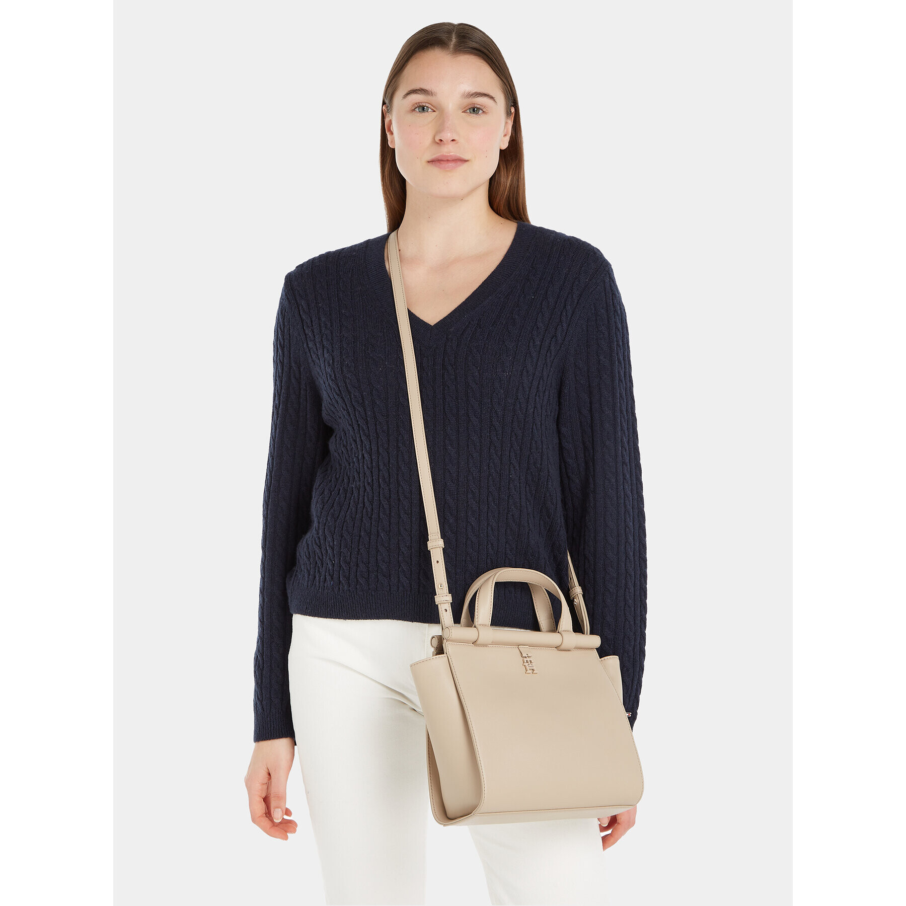 Tommy Hilfiger Дамска чанта Th Feminine Small Tote AW0AW15250 Бежов - Pepit.bg