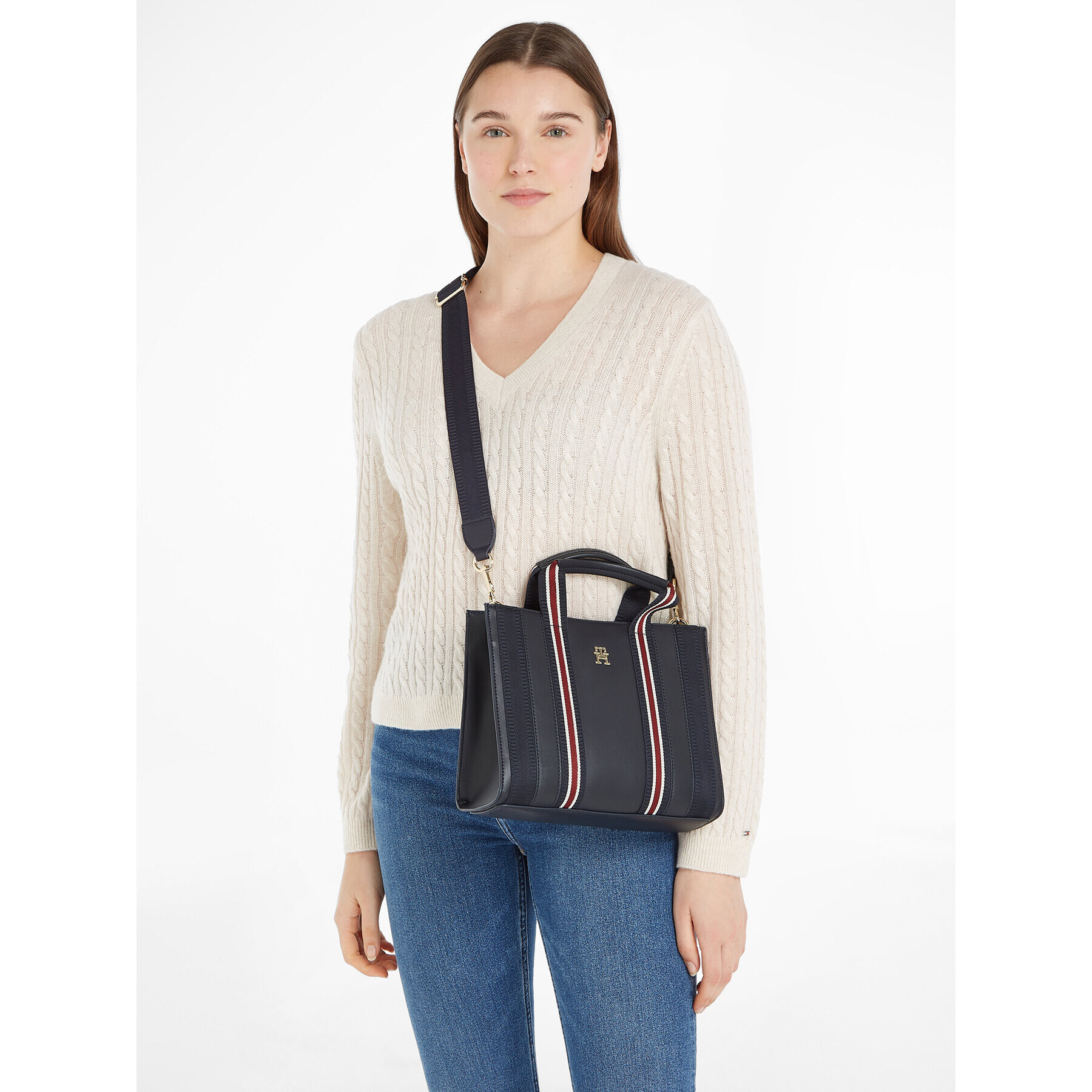 Tommy Hilfiger Дамска чанта Th Identity Small Tote Corp AW0AW15883 Тъмносин - Pepit.bg