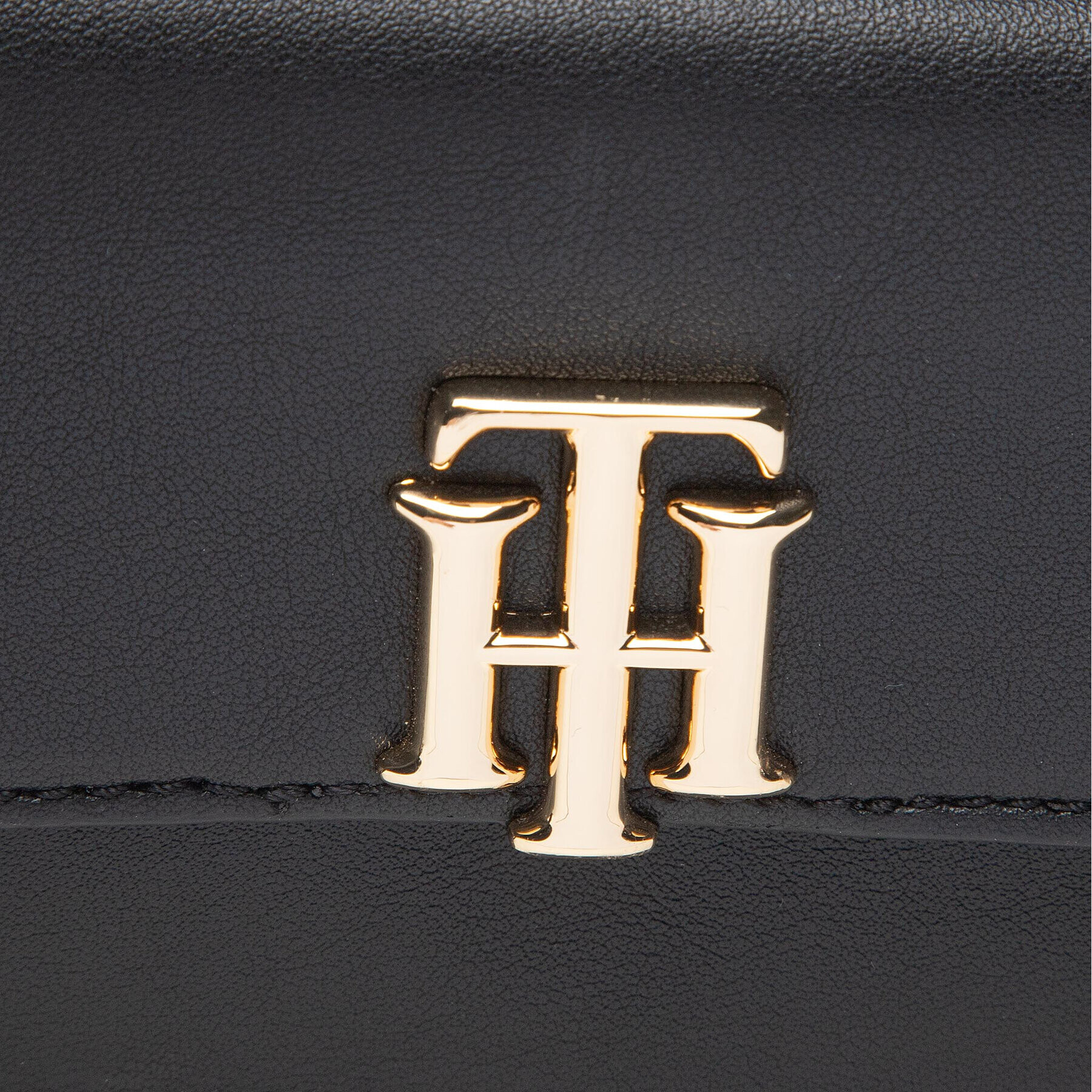 Tommy Hilfiger Дамска чанта Th Lock Mini Crossover AW0AW10931 Черен - Pepit.bg