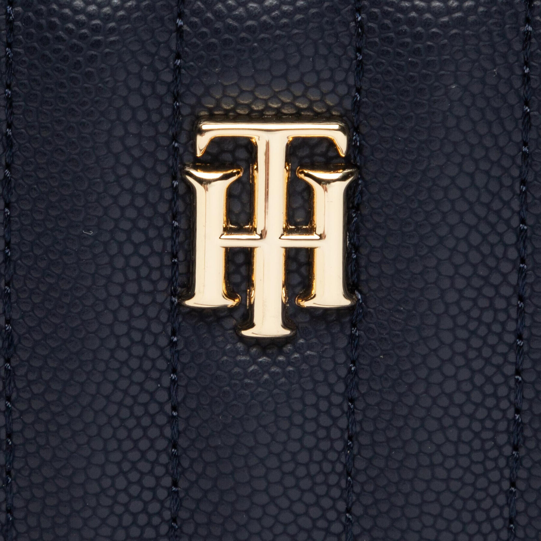 Tommy Hilfiger Дамска чанта Th Timeless Camer Bag Quilted AW0AW13143 Тъмносин - Pepit.bg