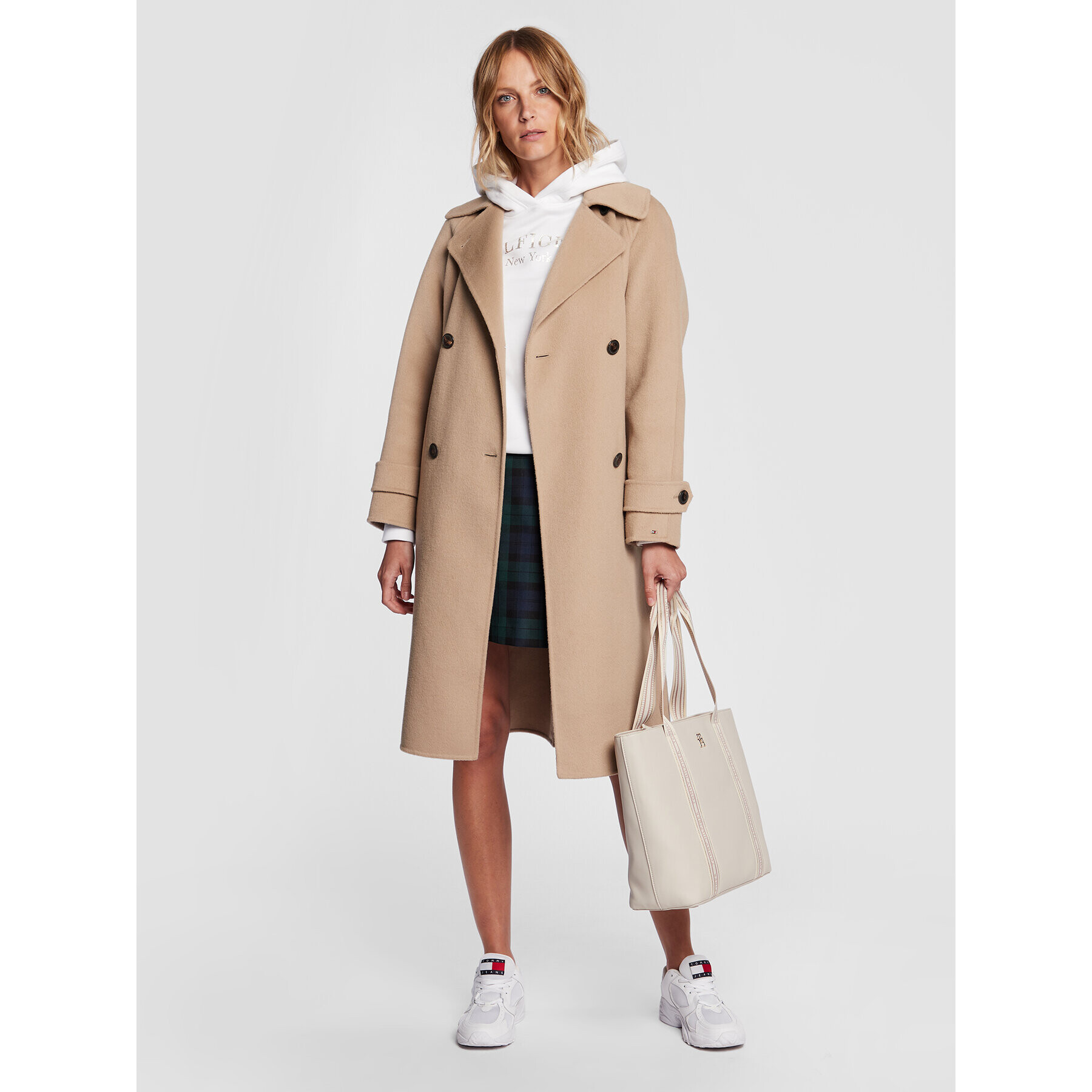 Tommy Hilfiger Дамска чанта Tommy Life Shopper Cb AW0AW14379 Бежов - Pepit.bg