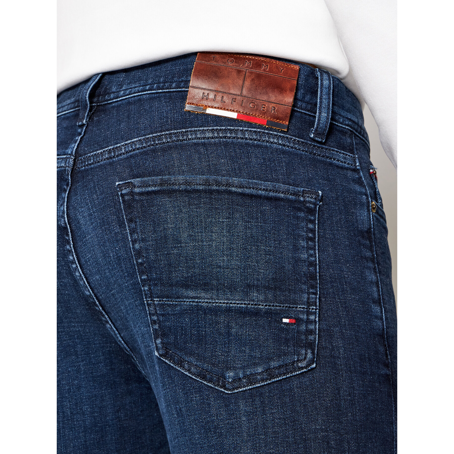 Tommy Hilfiger Дънки Bleecker MW0MW15599 Тъмносин Slim Fit - Pepit.bg