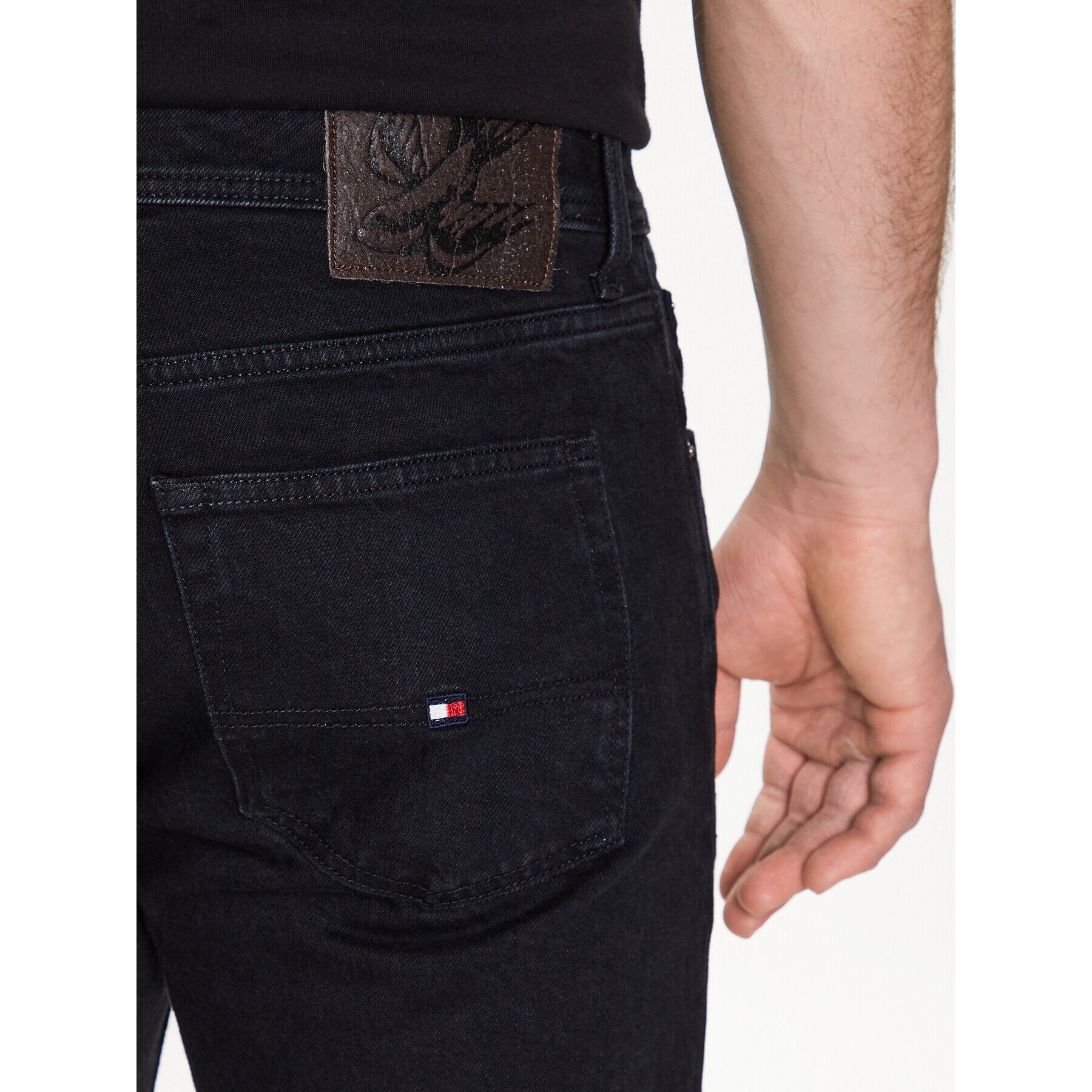 Tommy Hilfiger Дънки Tanson MW0MW31215 Черен Straight Leg - Pepit.bg