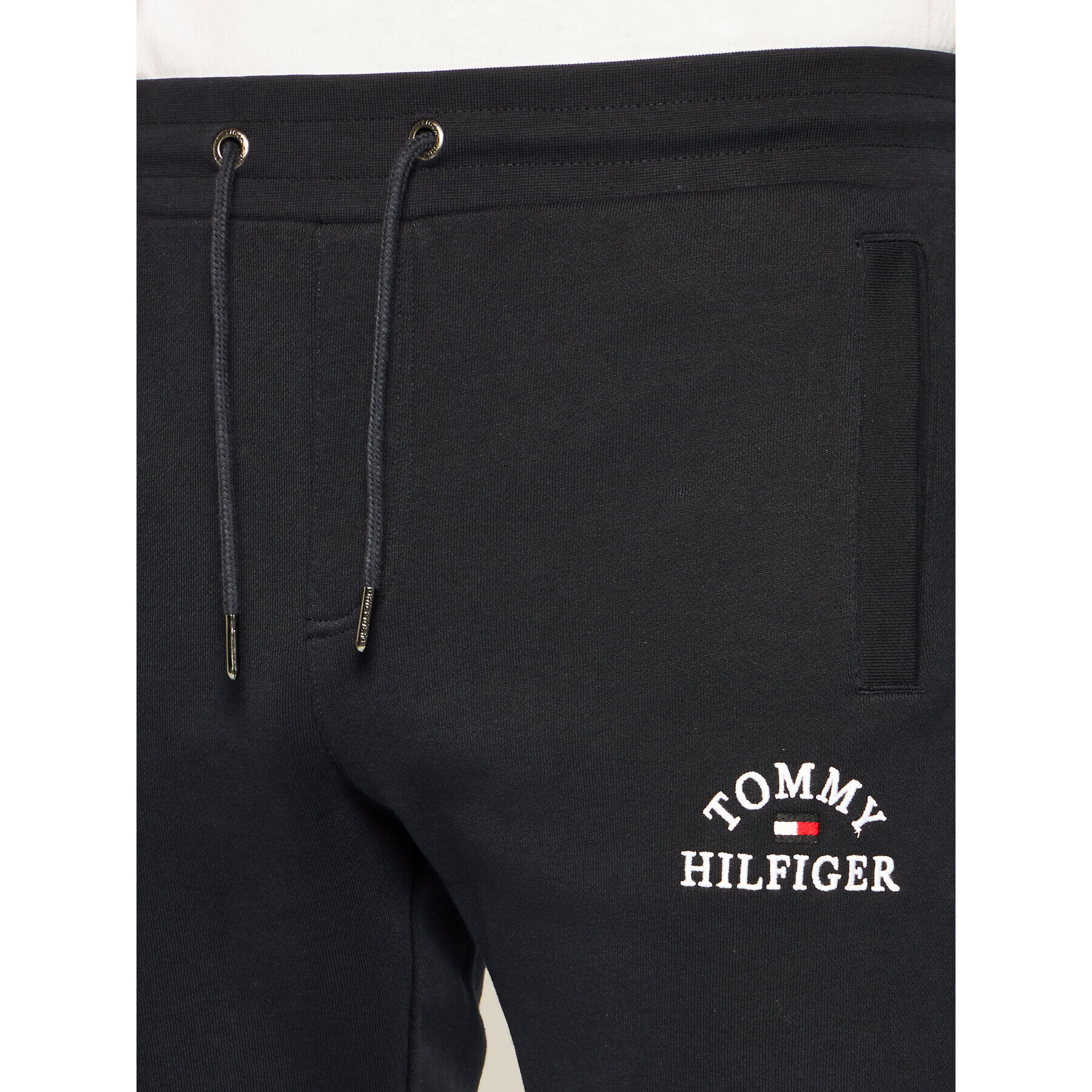 Tommy Hilfiger Долнище анцуг Basic Embroidered MW0MW13038 Тъмносин Regular Fit - Pepit.bg