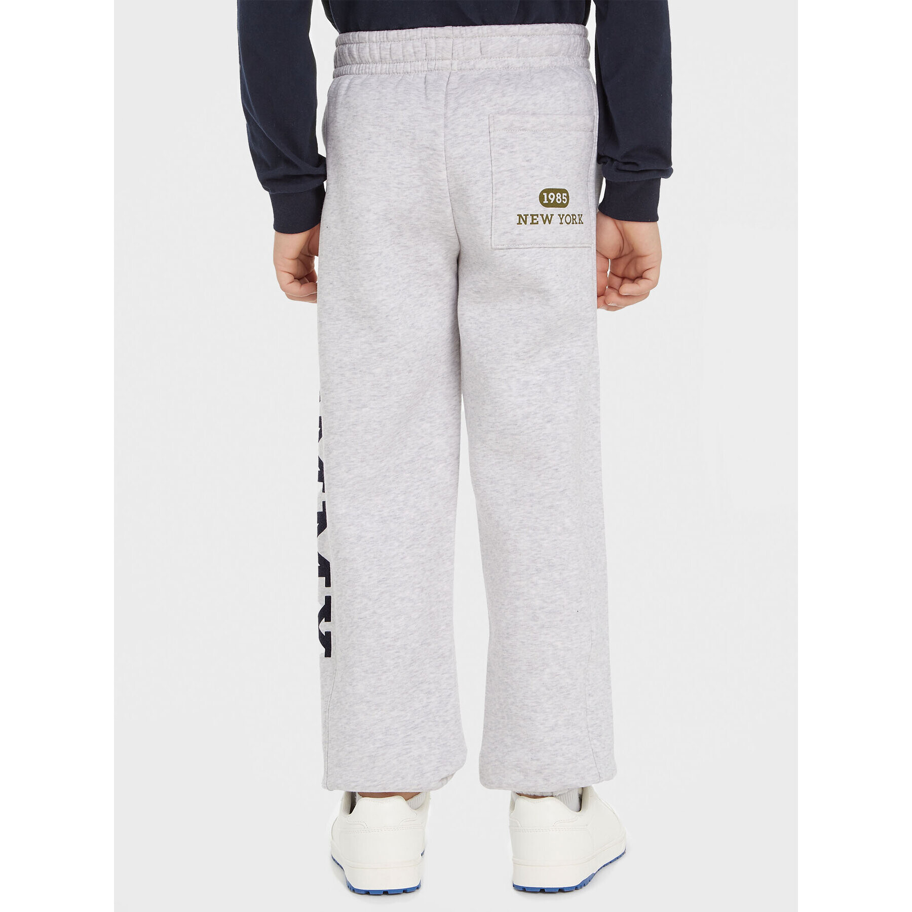 Tommy Hilfiger Долнище анцуг KB0KB08631 Сив Regular Fit - Pepit.bg