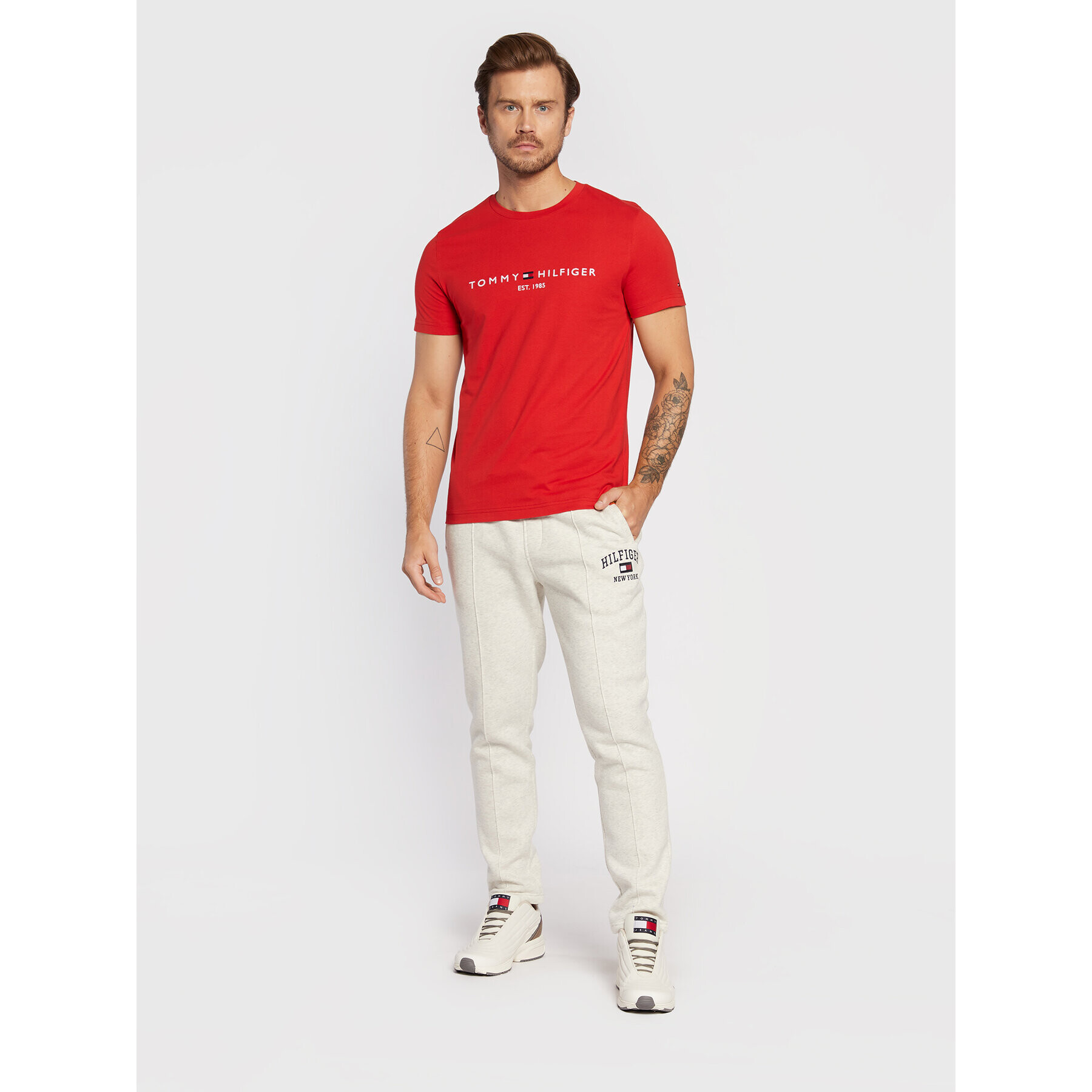 Tommy Hilfiger Долнище анцуг Modern Varsity MW0MW28174 Бежов Regular Fit - Pepit.bg