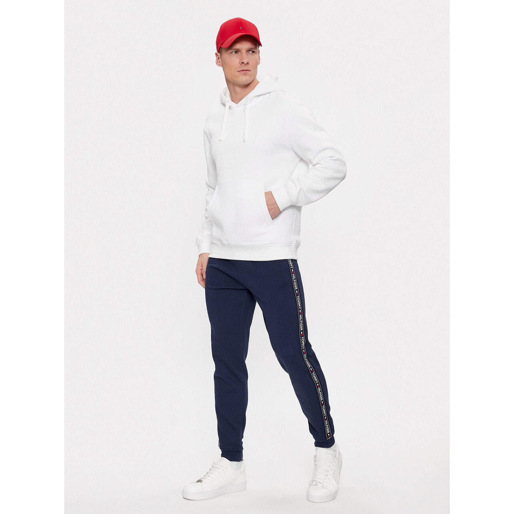 Tommy Hilfiger Долнище анцуг Trucker UM0UM00706 Тъмносин Regular Fit - Pepit.bg