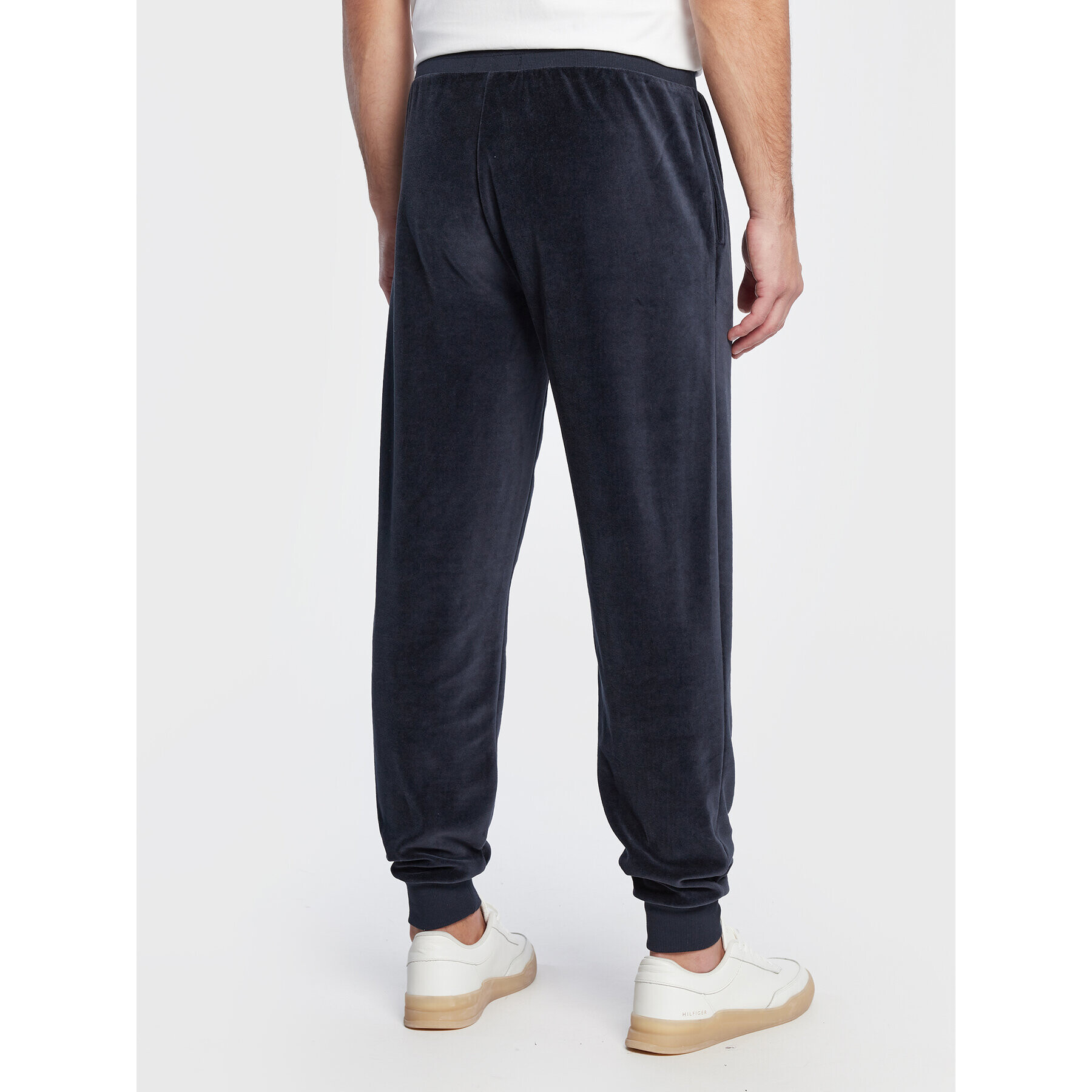 Tommy Hilfiger Долнище анцуг Velour UM0UM02669 Тъмносин Relaxed Fit - Pepit.bg