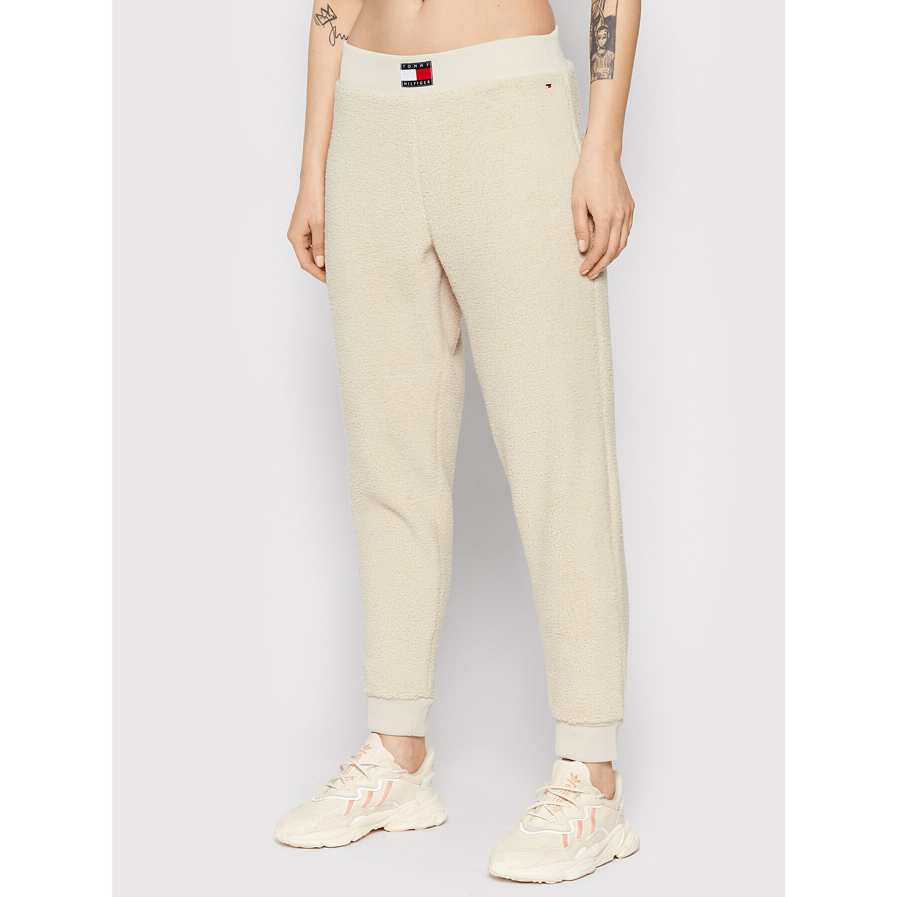 Tommy Hilfiger Долнище анцуг Pant UW0UW03224 Сив Regular Fit - Pepit.bg