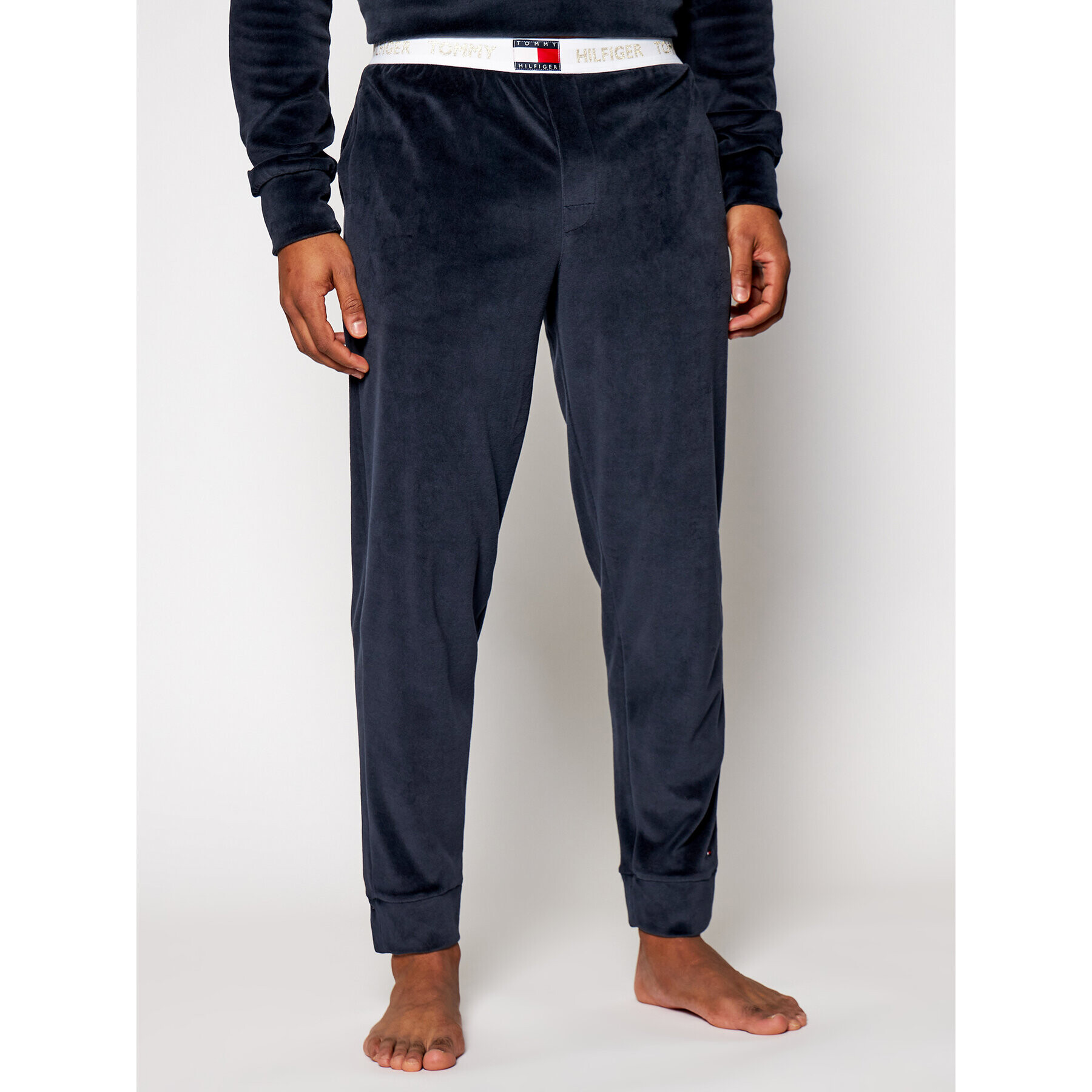 Tommy Hilfiger Долнище анцуг Track Velour UM0UM01936 Тъмносин - Pepit.bg