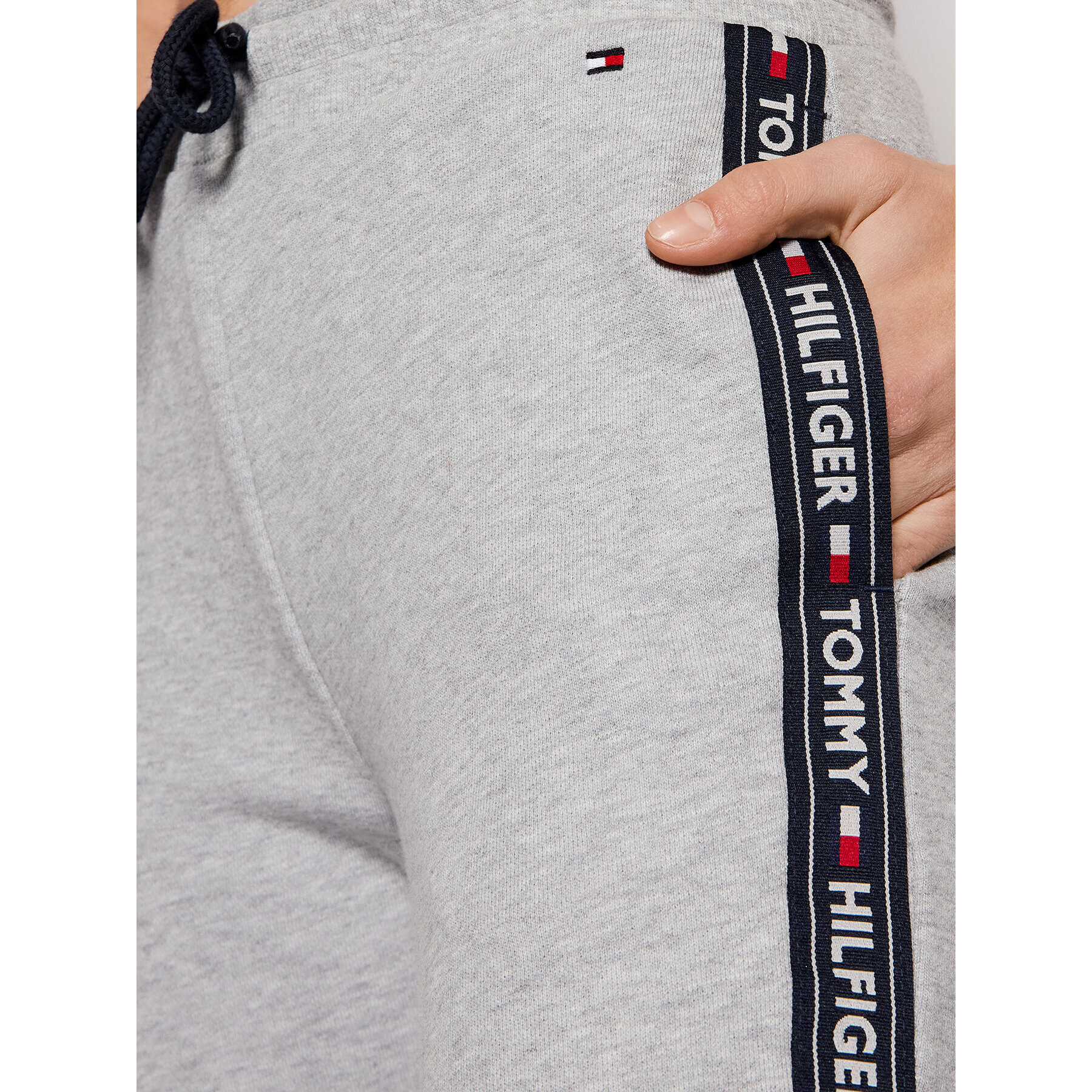 Tommy Hilfiger Долнище анцуг UW0UW00564 Сив Regular Fit - Pepit.bg