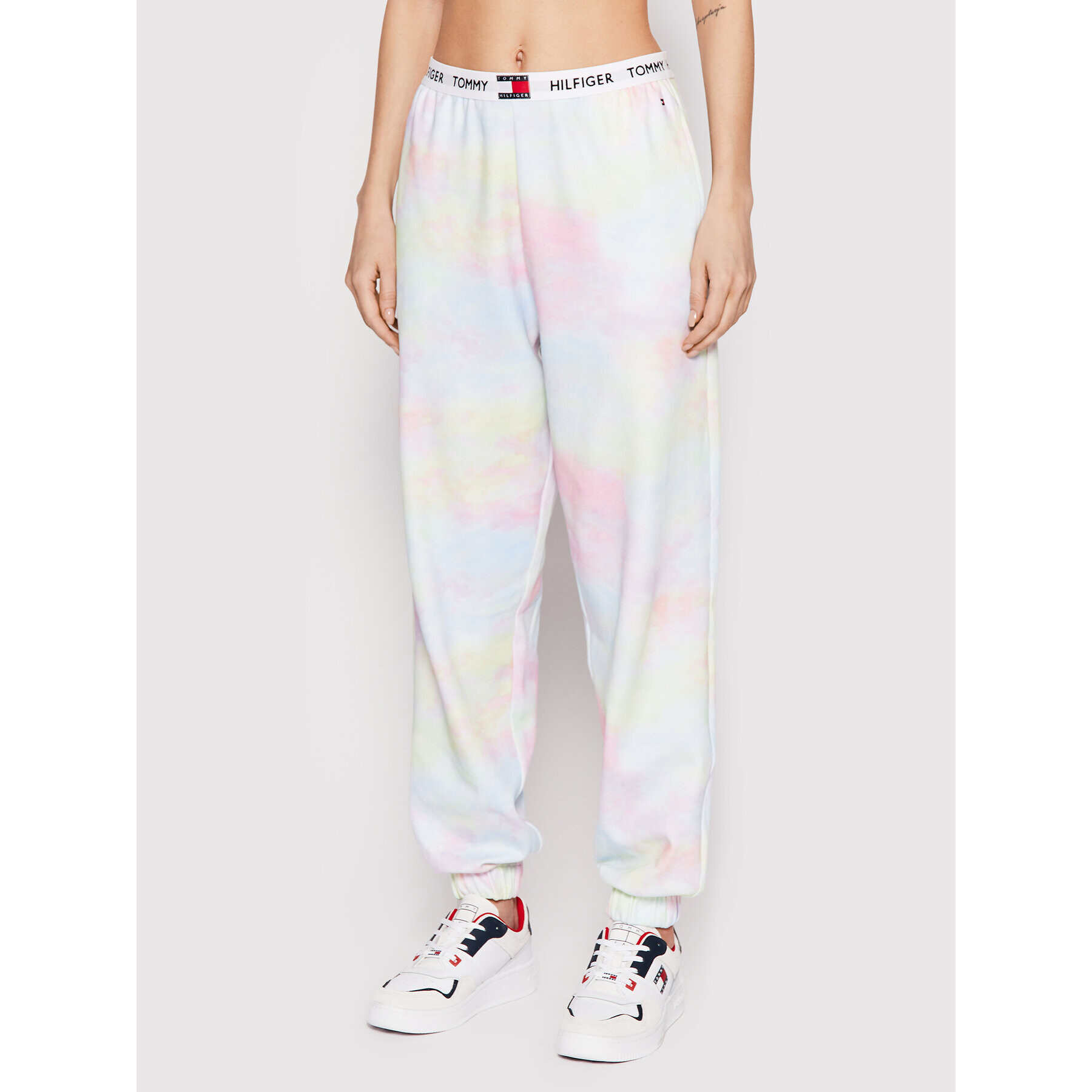 Tommy Hilfiger Долнище анцуг UW0UW03597 Цветен Relaxed Fit - Pepit.bg