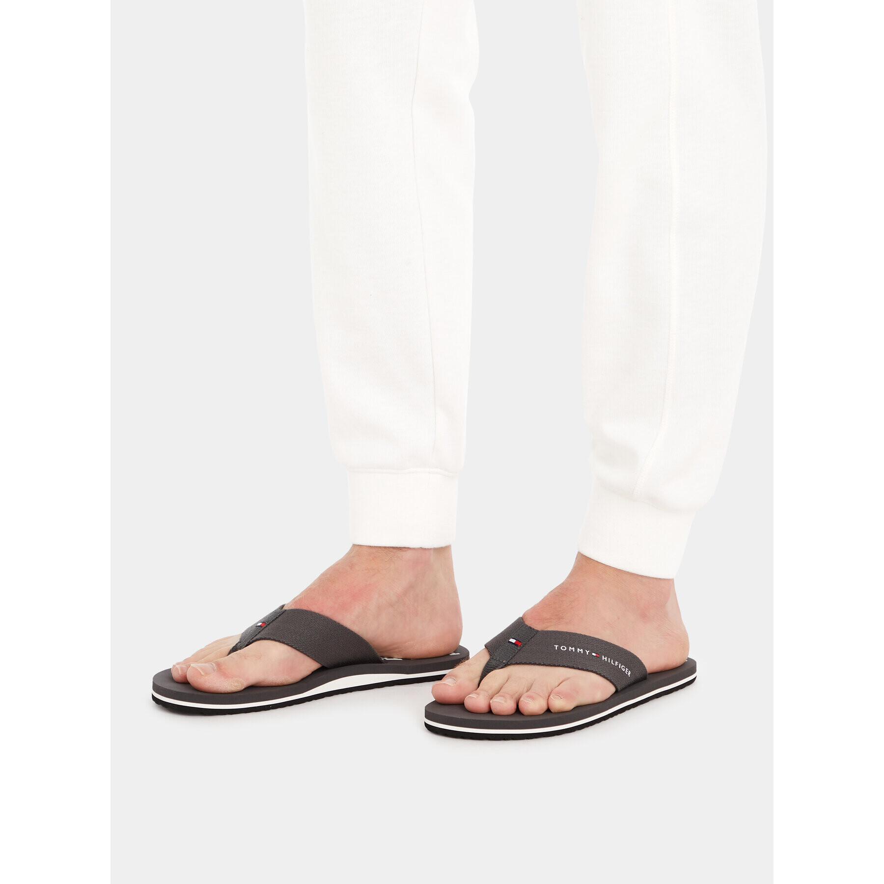 Tommy Hilfiger Джапанки Im R Trademark Beach Sandal FM0FM04863 Сив - Pepit.bg