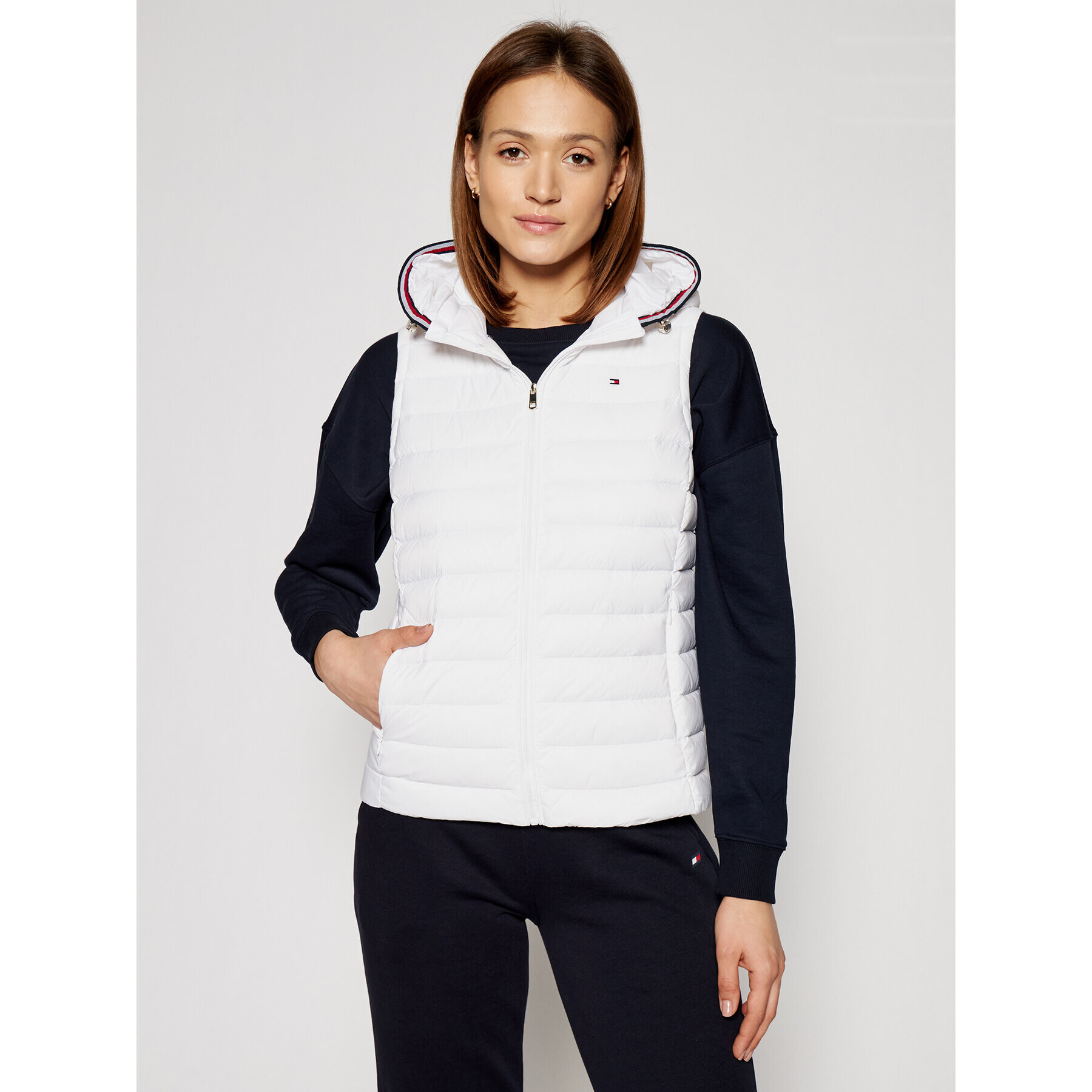 Tommy Hilfiger Елек Ess Lw WW0WW30841 Бял Regular Fit - Pepit.bg