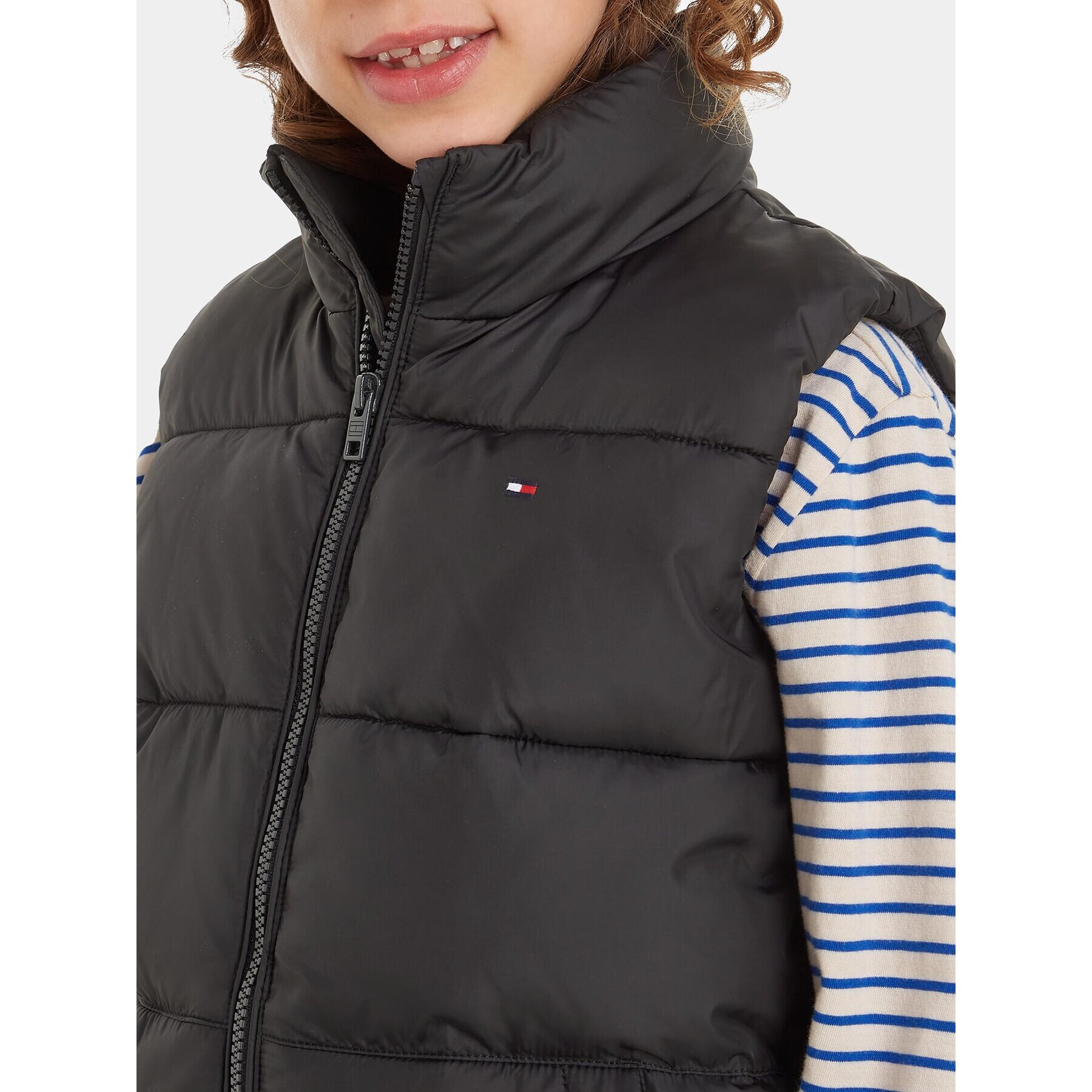 Tommy Hilfiger Елек Essential KB0KB08557 M Черен Regular Fit - Pepit.bg