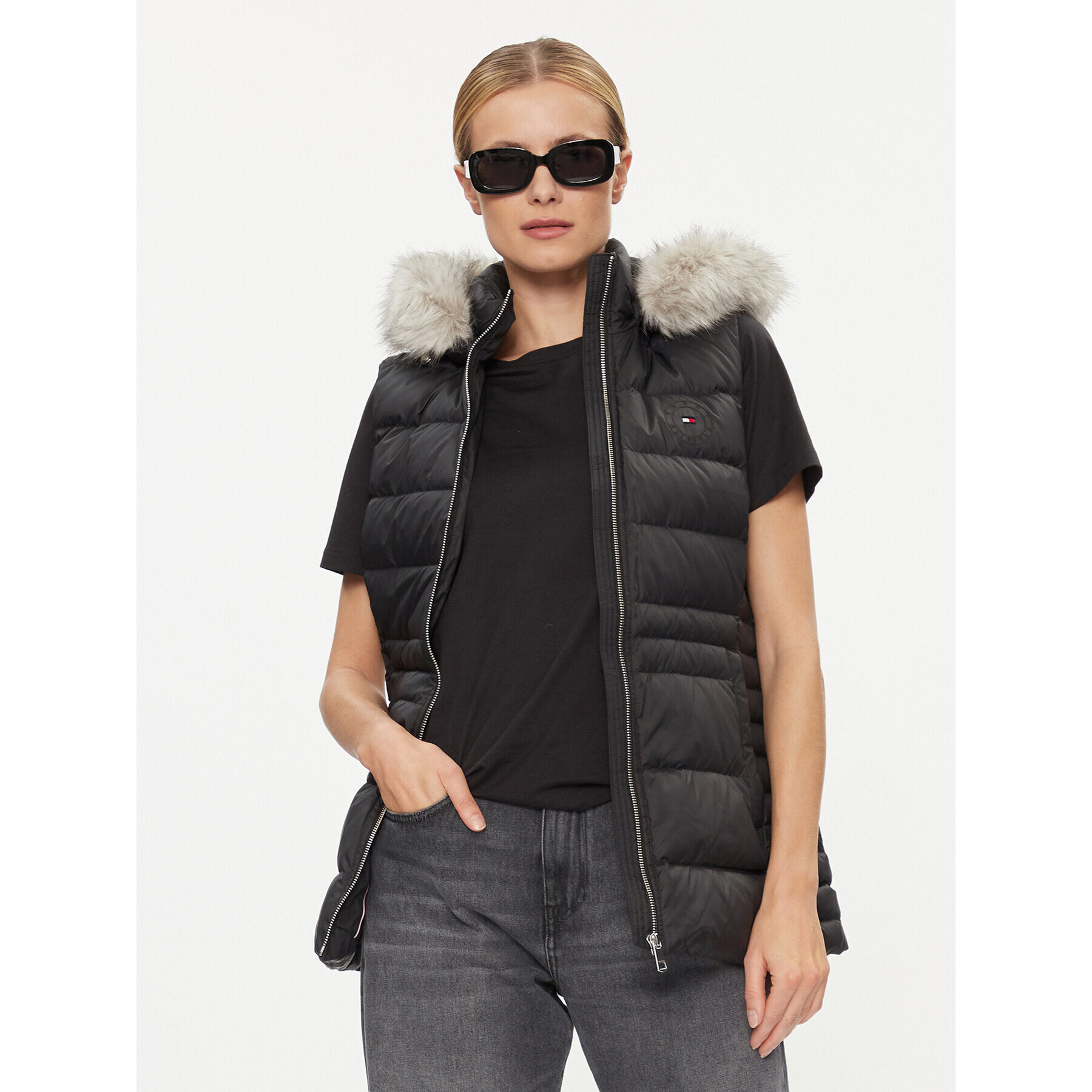Tommy Hilfiger Елек Tyra WW0WW39744 Черен Regular Fit - Pepit.bg