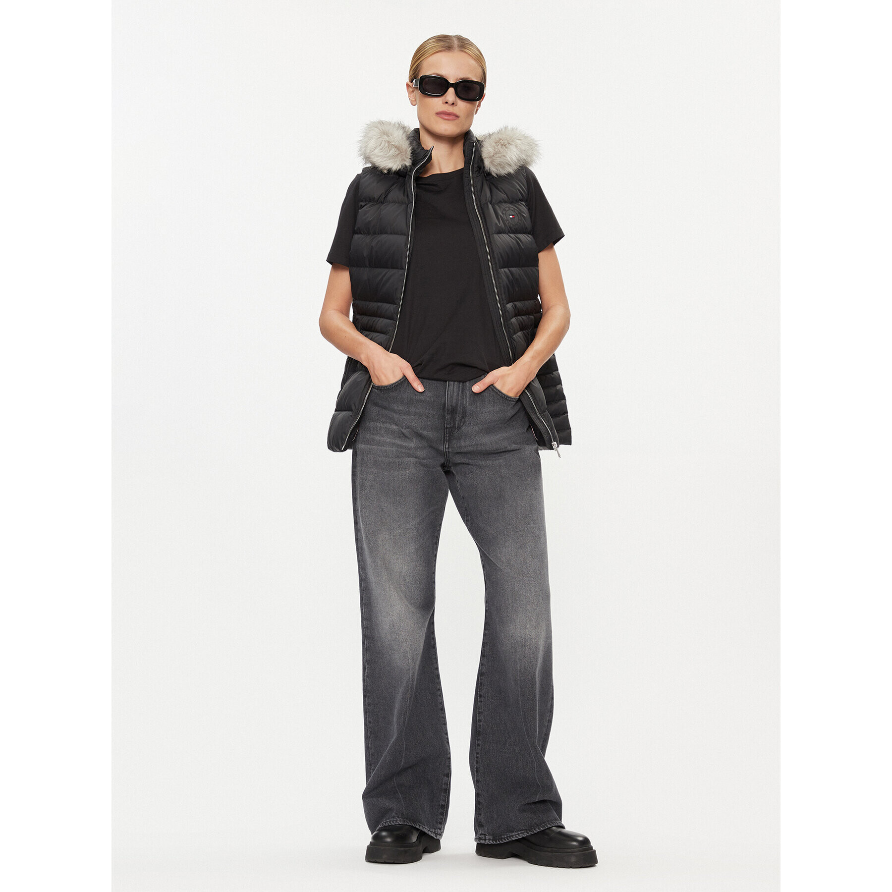 Tommy Hilfiger Елек Tyra WW0WW39744 Черен Regular Fit - Pepit.bg
