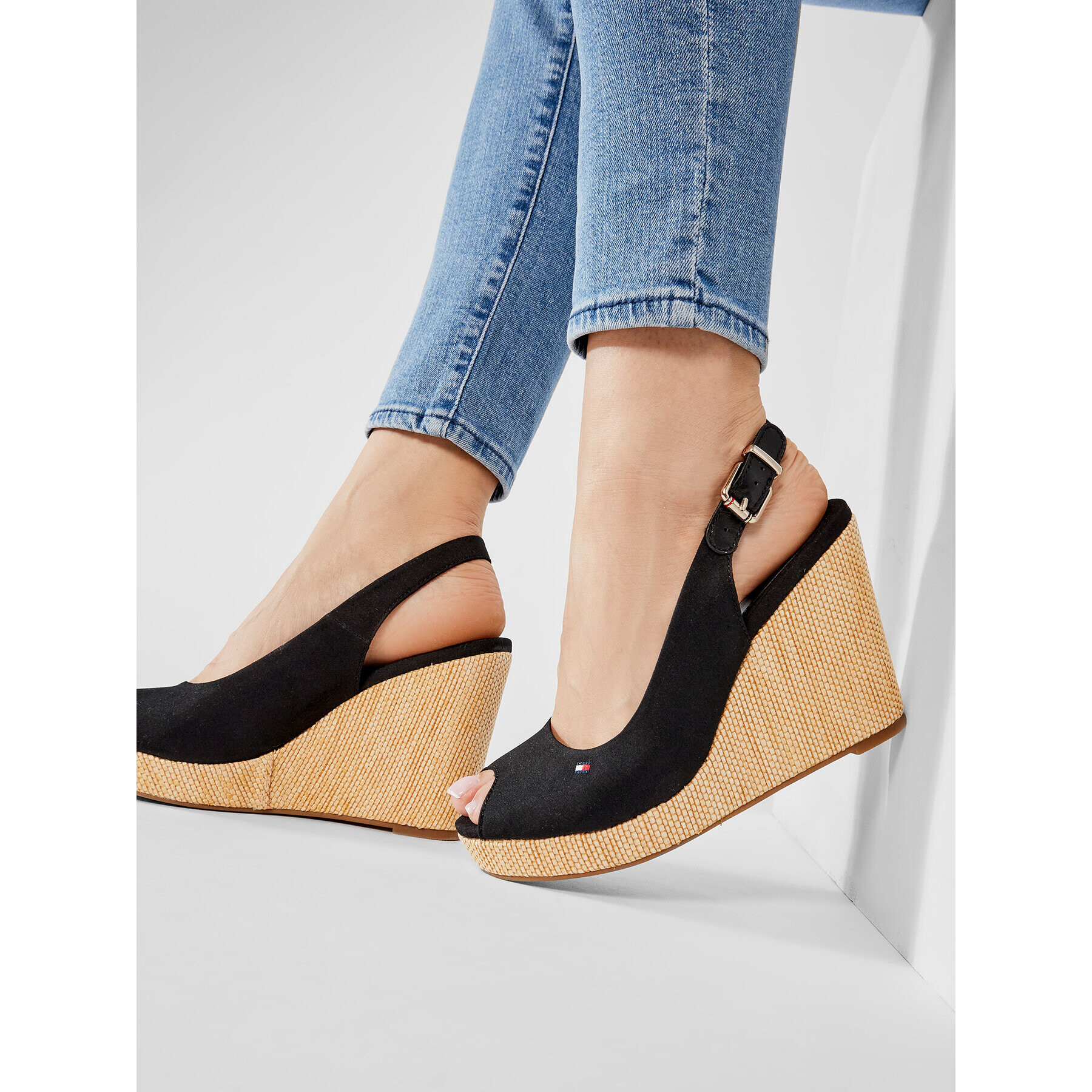 Tommy Hilfiger Еспадрили Iconic Elena Sling Back Wedge FW0FW04789 Черен - Pepit.bg