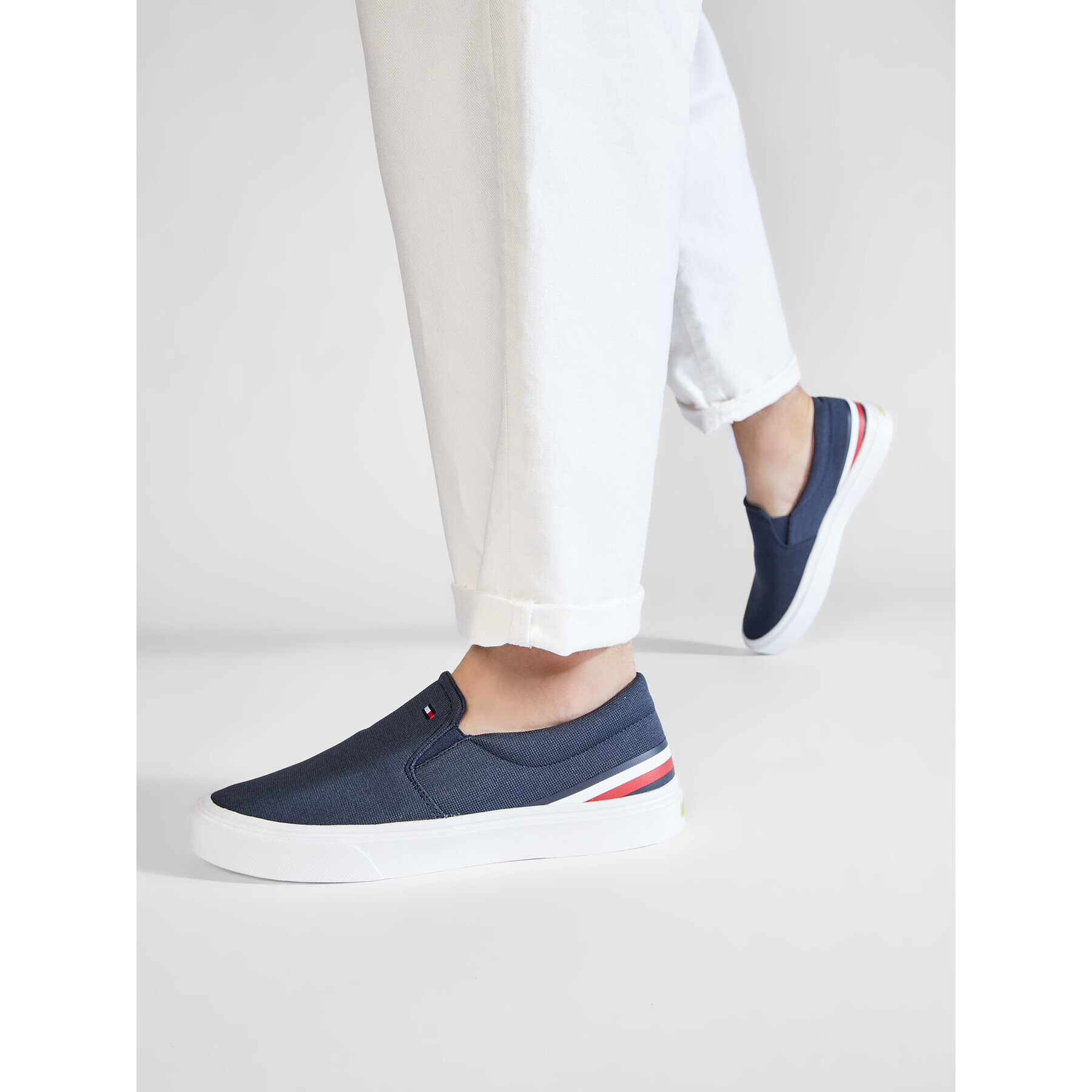 Tommy Hilfiger Гуменки Lightweight Stripes Slip On FM0FM03613 Тъмносин - Pepit.bg