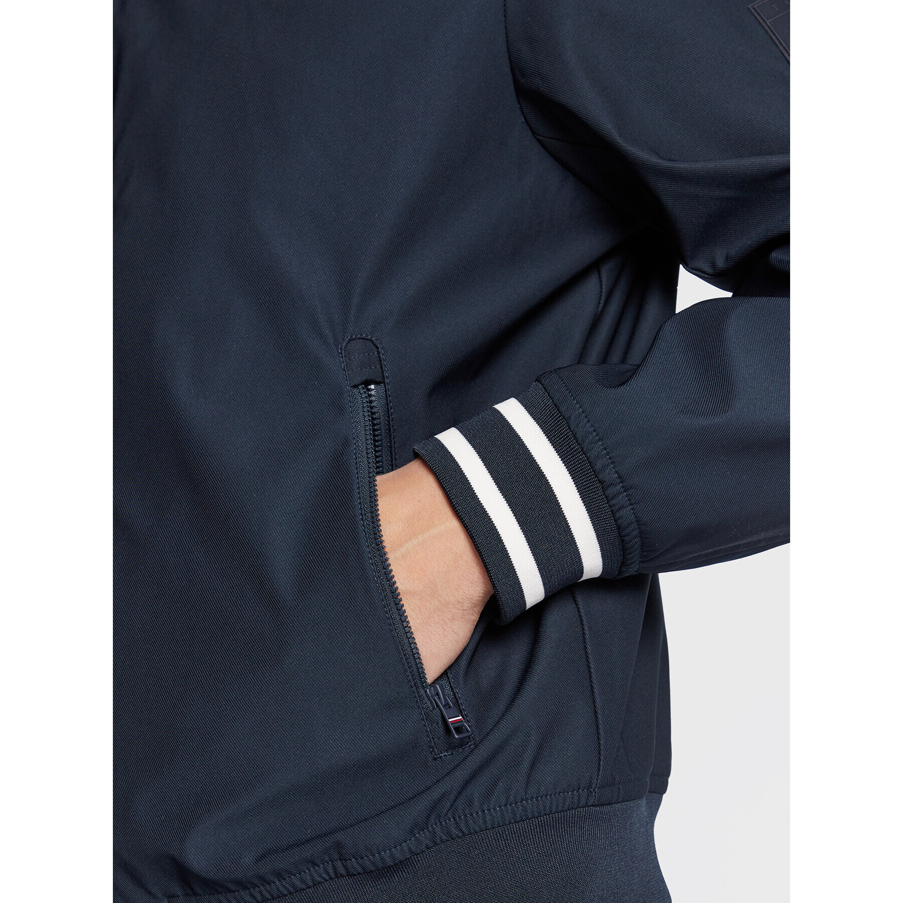 Tommy Hilfiger Яке бомбър Tech Twill MW0MW29682 Тъмносин Regular Fit - Pepit.bg