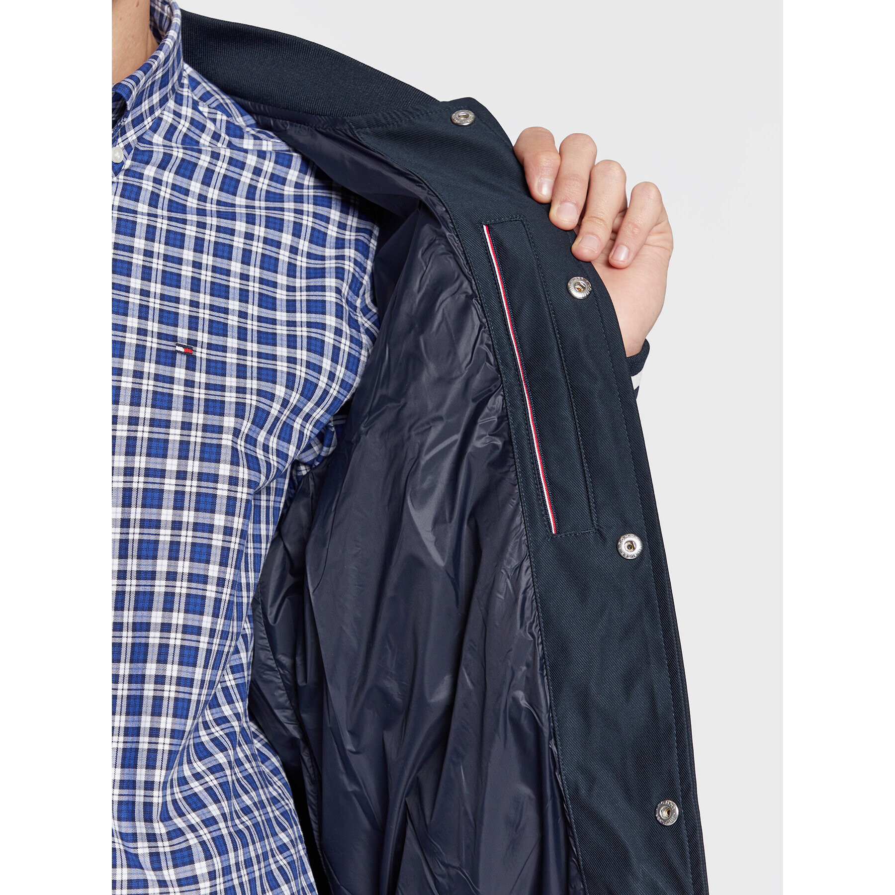 Tommy Hilfiger Яке бомбър Tech Twill MW0MW29682 Тъмносин Regular Fit - Pepit.bg