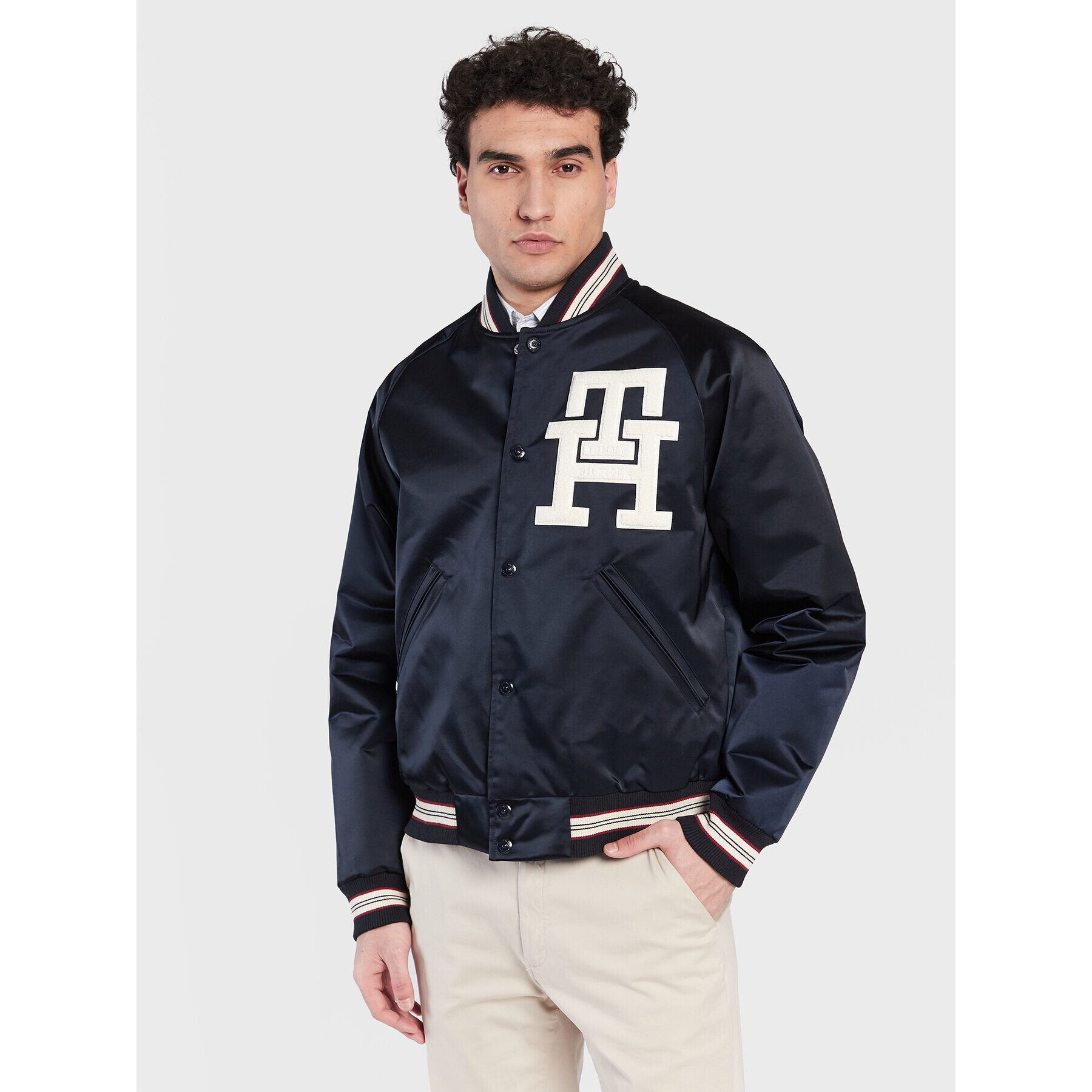 Tommy Hilfiger Яке бомбър Varsity MW0MW29017 Тъмносин Regular Fit - Pepit.bg