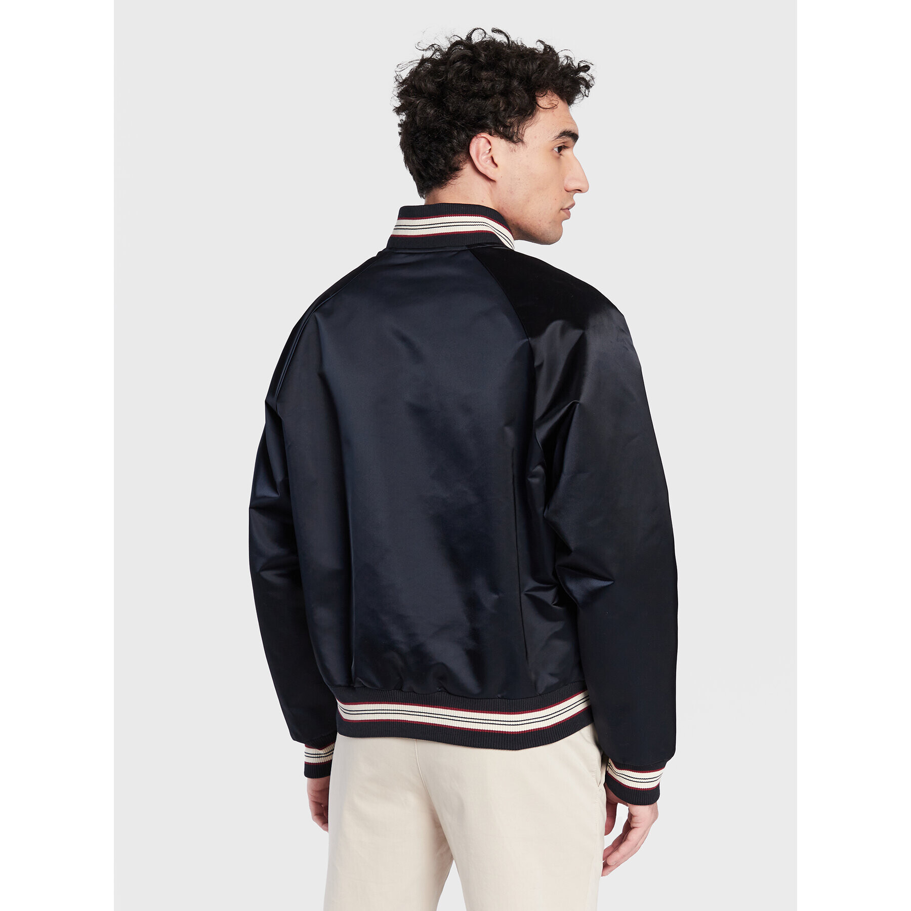 Tommy Hilfiger Яке бомбър Varsity MW0MW29017 Тъмносин Regular Fit - Pepit.bg