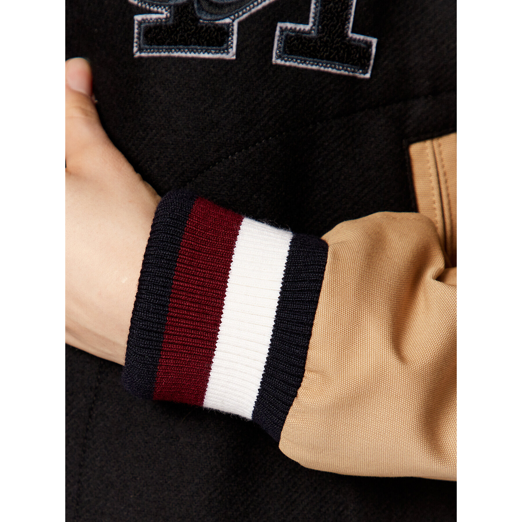 Tommy Hilfiger Яке бомбър Varsity WW0WW38981 Черен Regular Fit - Pepit.bg