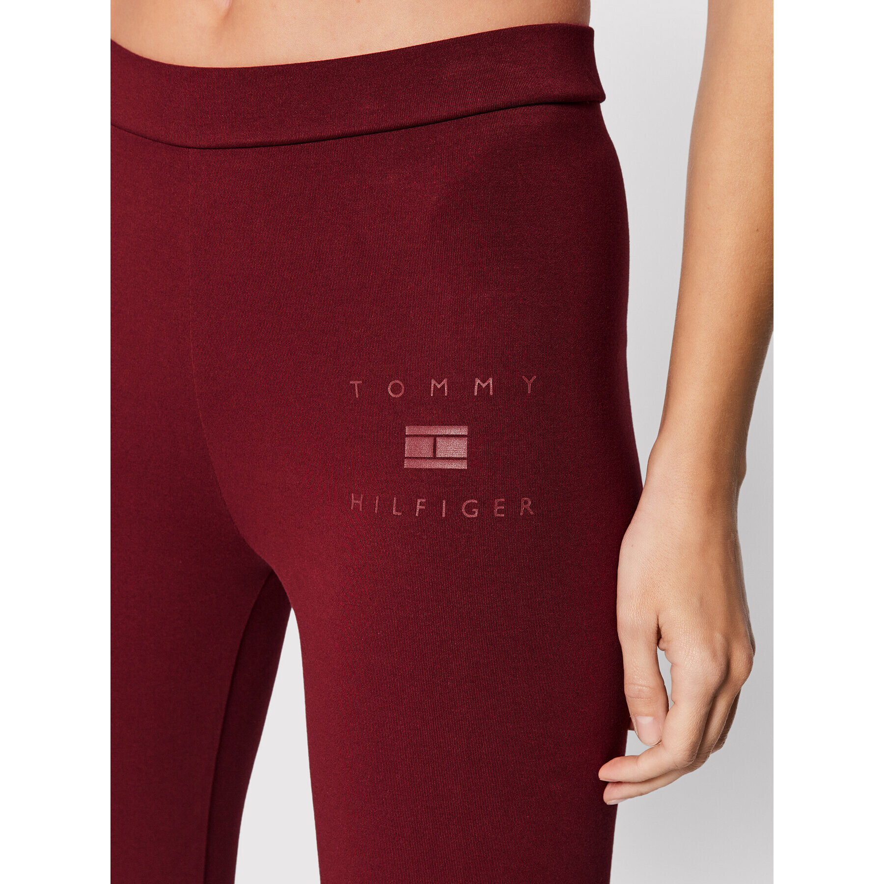 Tommy Hilfiger Клин WW0WW31775 Бордо Slim Fit - Pepit.bg