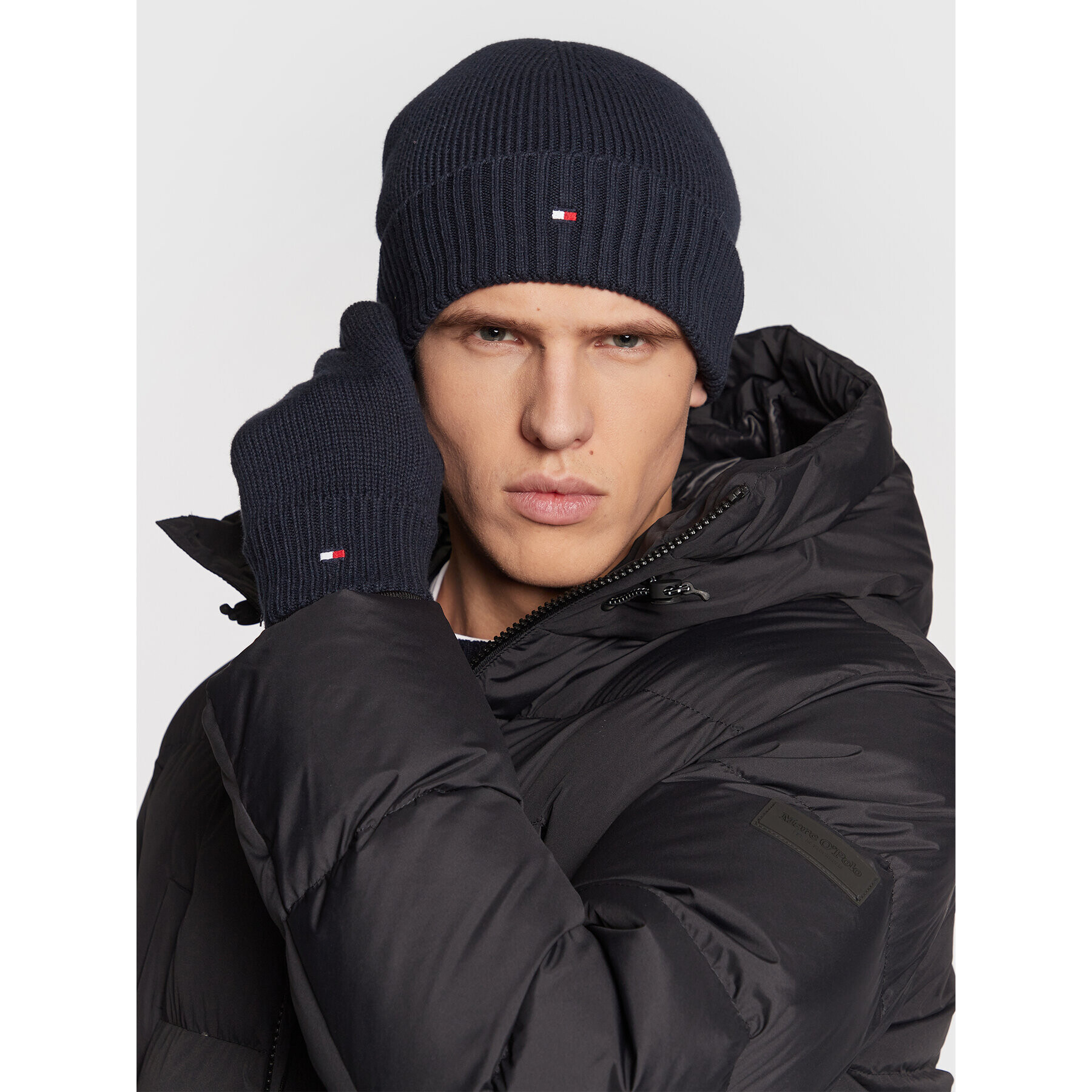 Tommy Hilfiger Комплект шапка и ръкавици AM0AM10490 Тъмносин - Pepit.bg