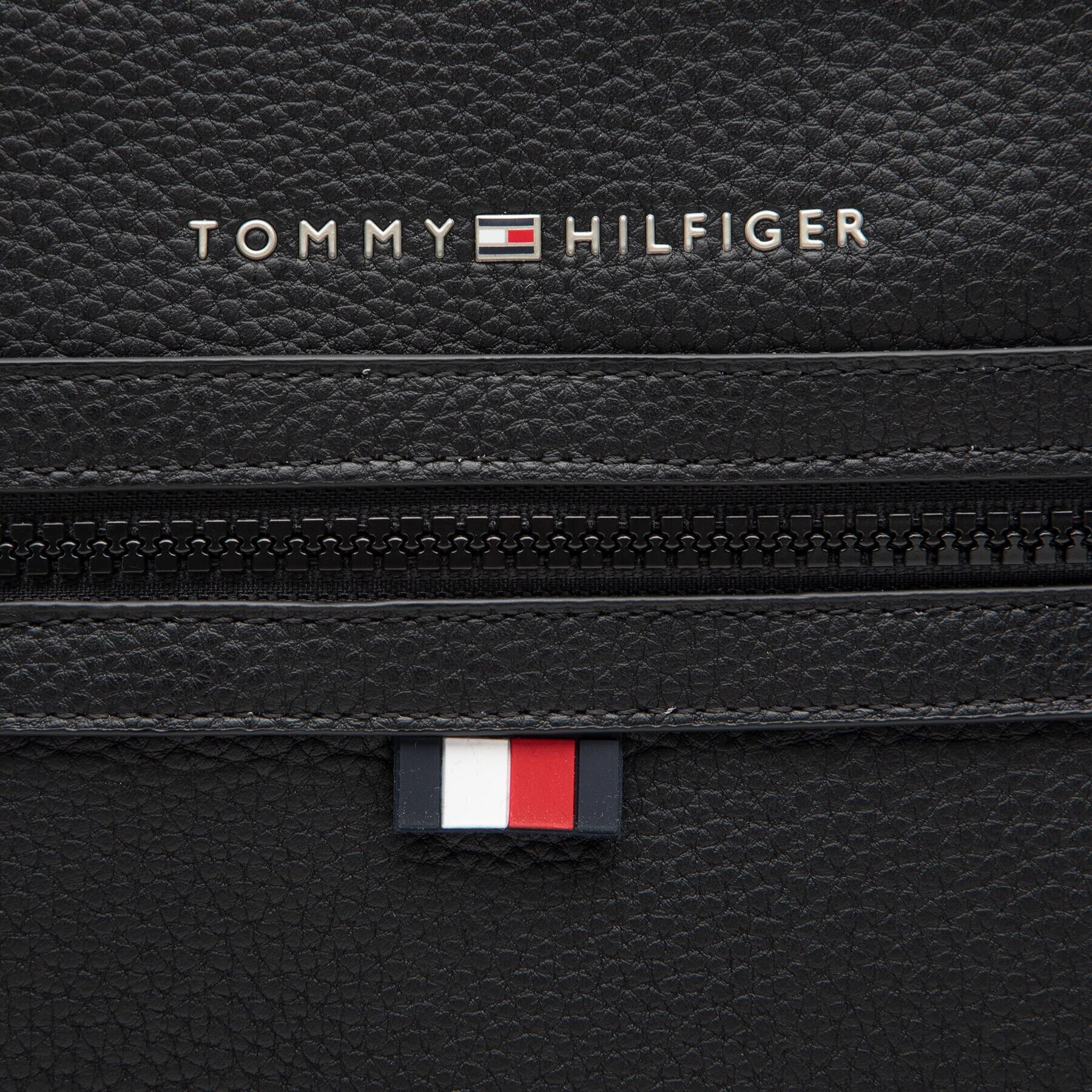 Tommy Hilfiger Мъжка чантичка Essential Pu Mini Crossover AM0AM09505 Черен - Pepit.bg