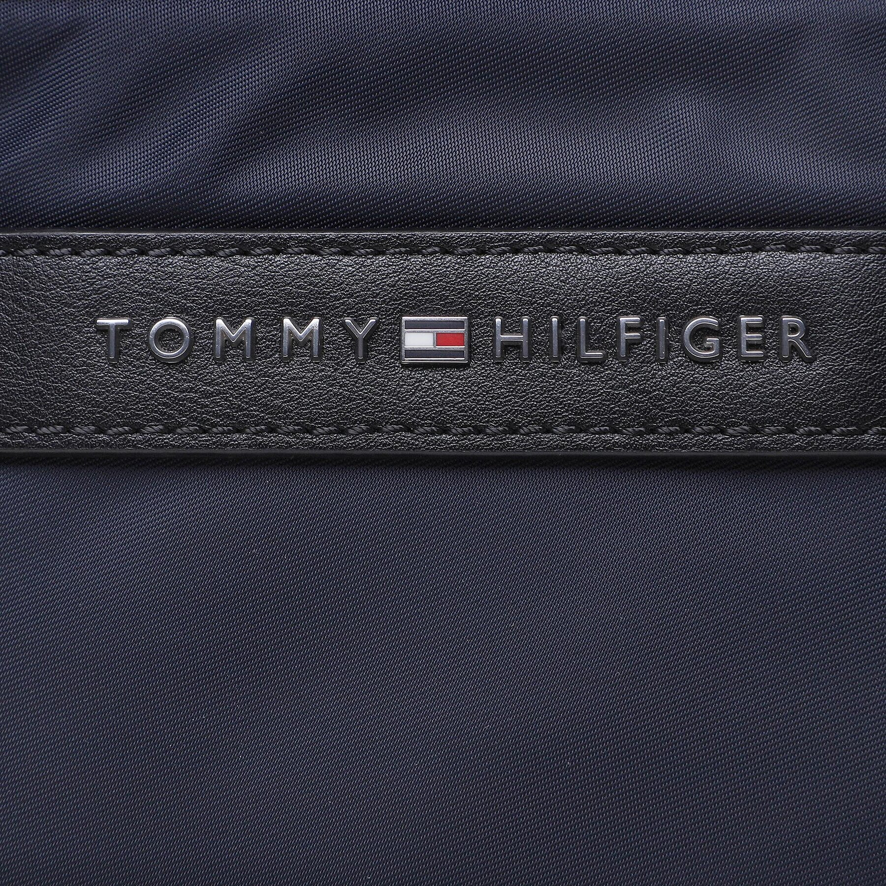 Tommy Hilfiger Мъжка чантичка Th Central Rpreve Mini Crossover AM0AM11298 Тъмносин - Pepit.bg