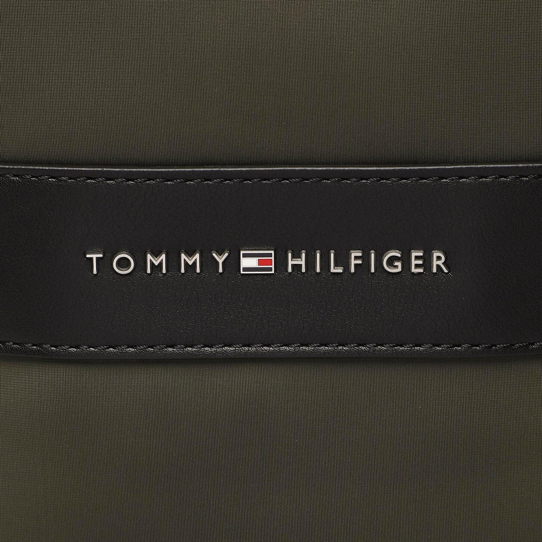 Tommy Hilfiger Мъжка чантичка Th Urban Nylon Mini Reporter AM0AM10570 Зелен - Pepit.bg