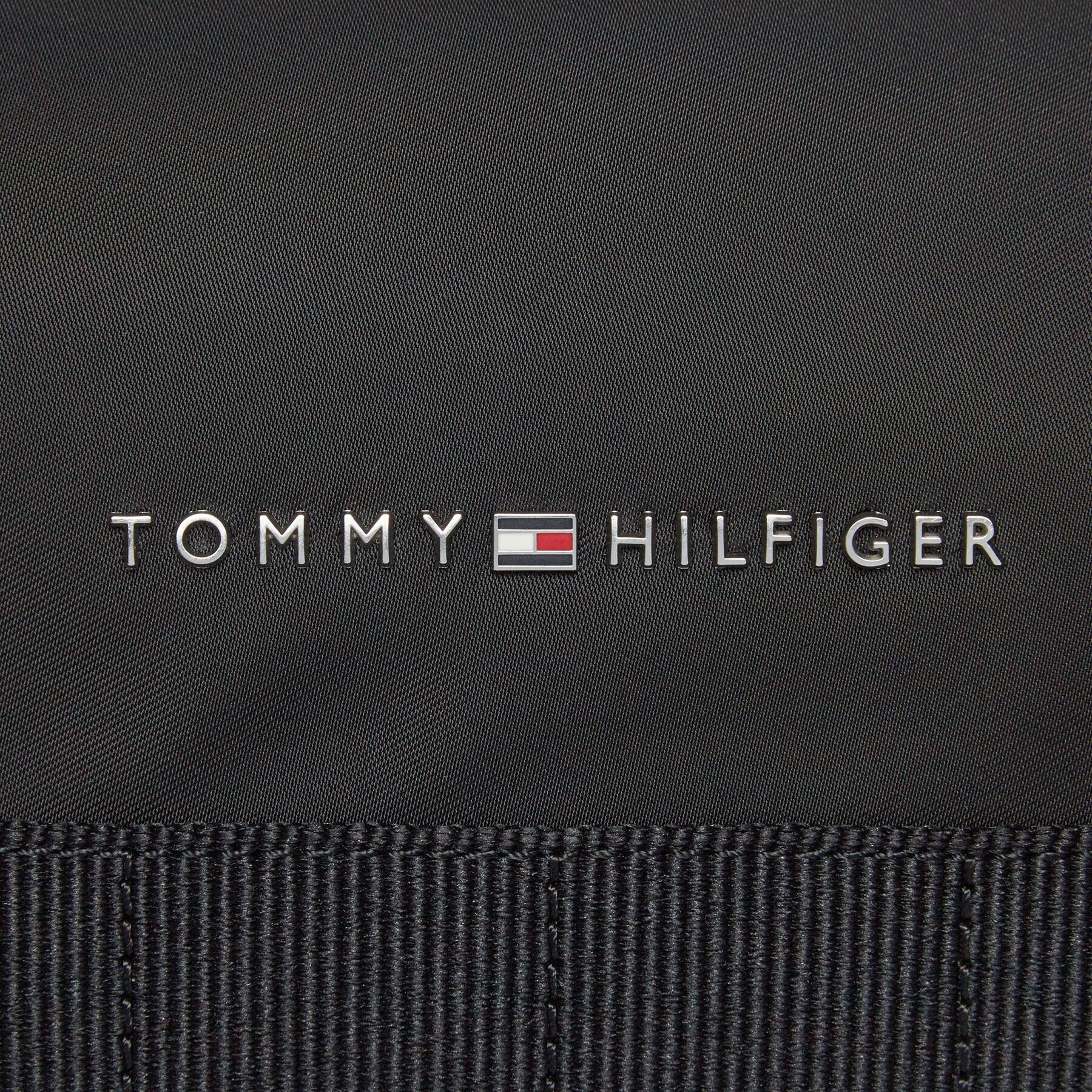 Tommy Hilfiger Несесер Th Elevated Nylon Washbag AM0AM11608 Черен - Pepit.bg