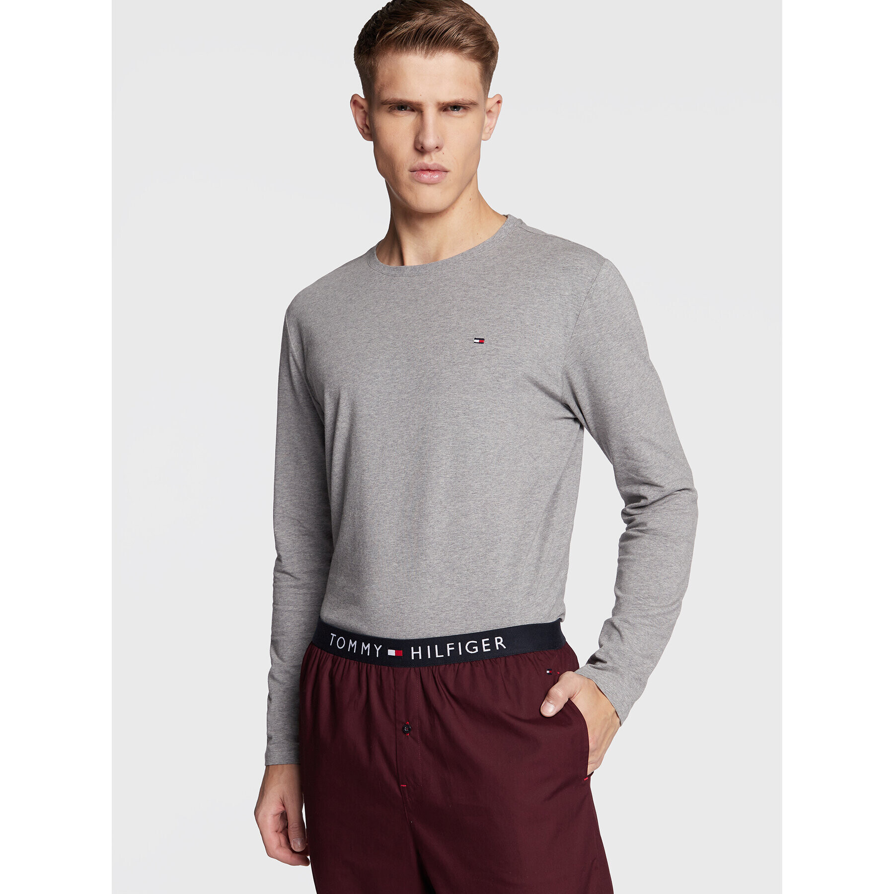 Tommy Hilfiger Пижама UM0UM02685 Сив Regular Fit - Pepit.bg