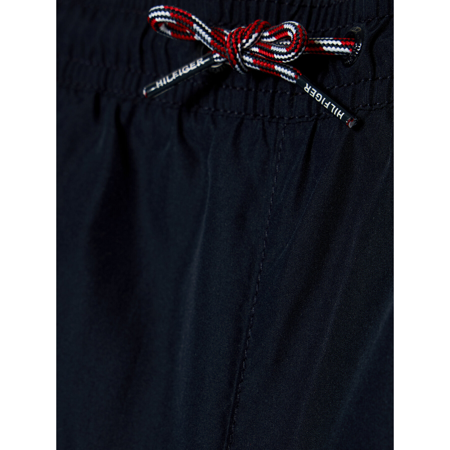 Tommy Hilfiger Плувни шорти Medium Drawstring UB0UB00360 Тъмносин Regular Fit - Pepit.bg