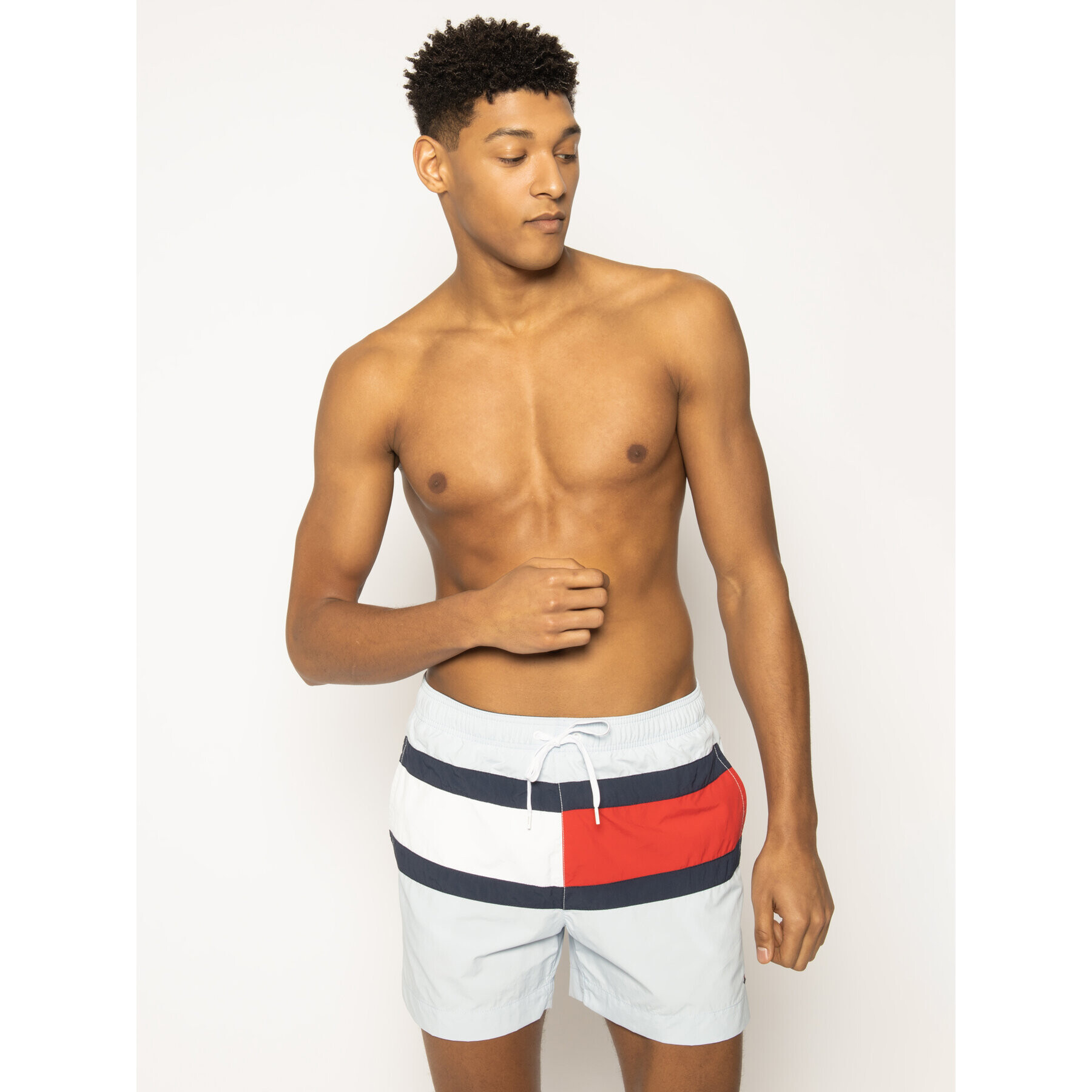Tommy Hilfiger Плувни шорти Medium Drawstring UM0UM01070 Син Regular Fit - Pepit.bg