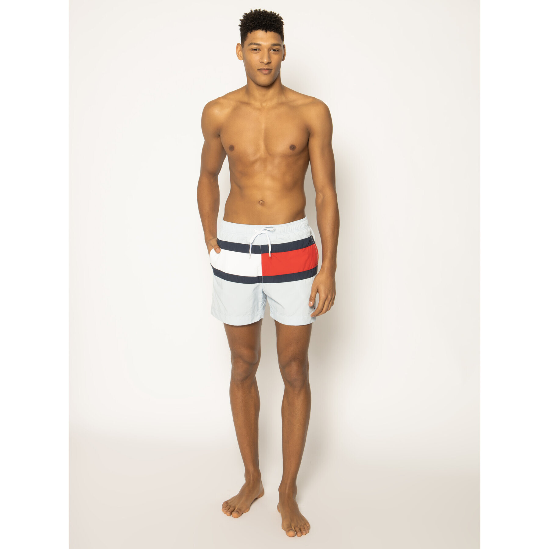 Tommy Hilfiger Плувни шорти Medium Drawstring UM0UM01070 Син Regular Fit - Pepit.bg