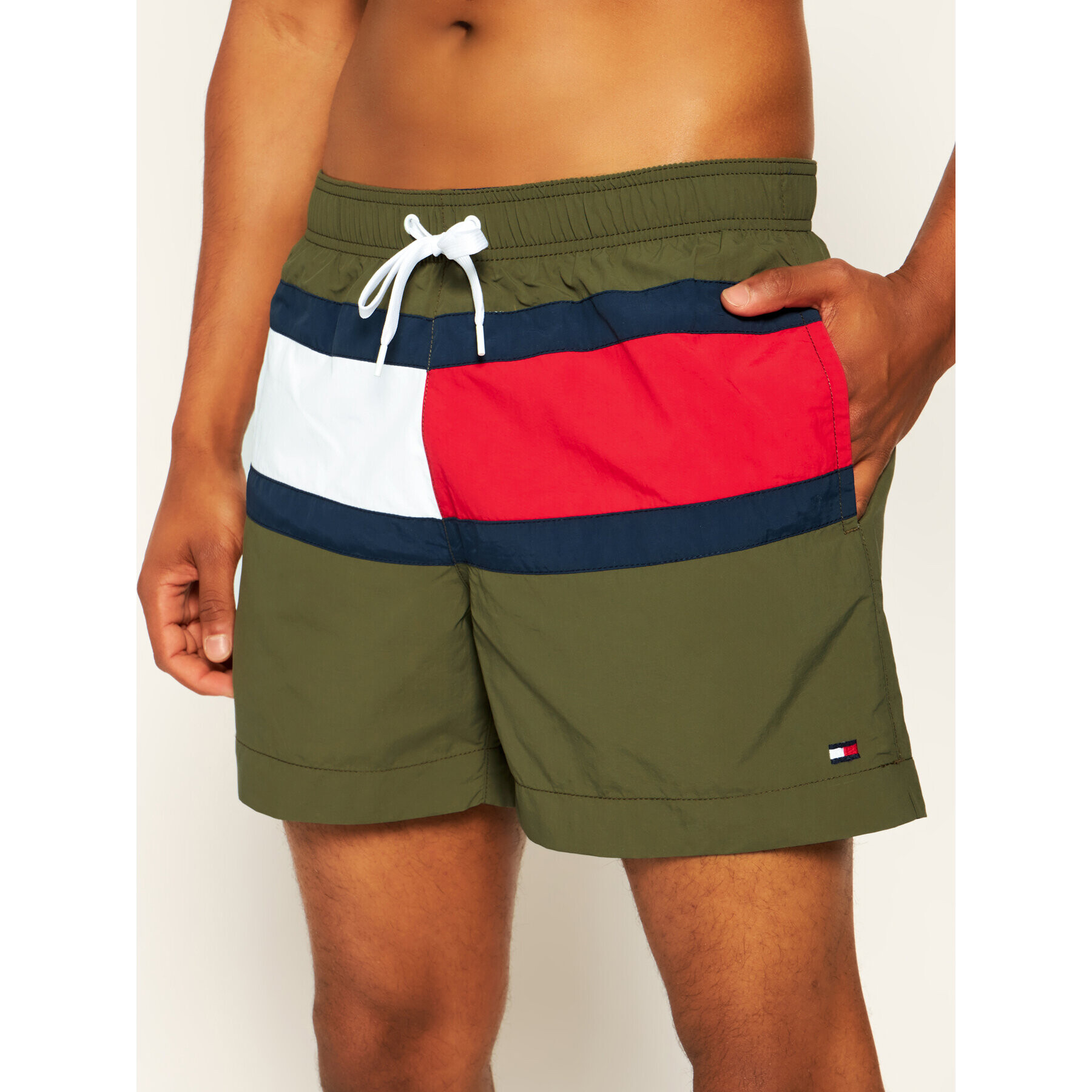 Tommy Hilfiger Плувни шорти Medium UM0UM01070 Зелен Regular Fit - Pepit.bg