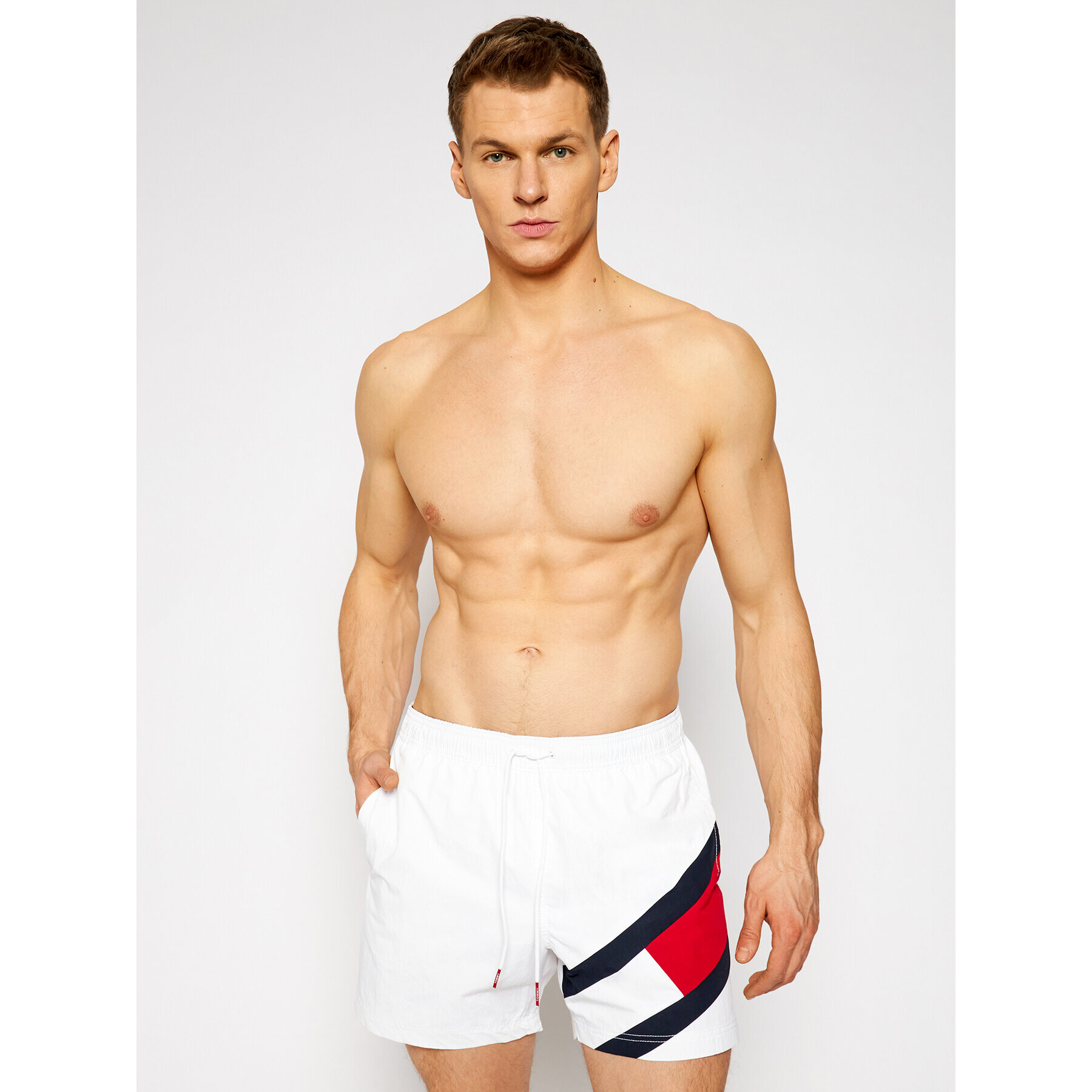 Tommy Hilfiger Плувни шорти Sf Medium Drawstring UM0UM02048 Бял Regular Fit - Pepit.bg