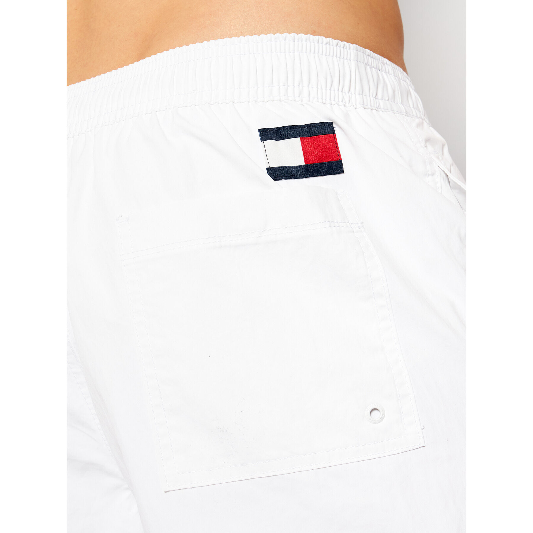 Tommy Hilfiger Плувни шорти Sf Medium Drawstring UM0UM02048 Бял Regular Fit - Pepit.bg