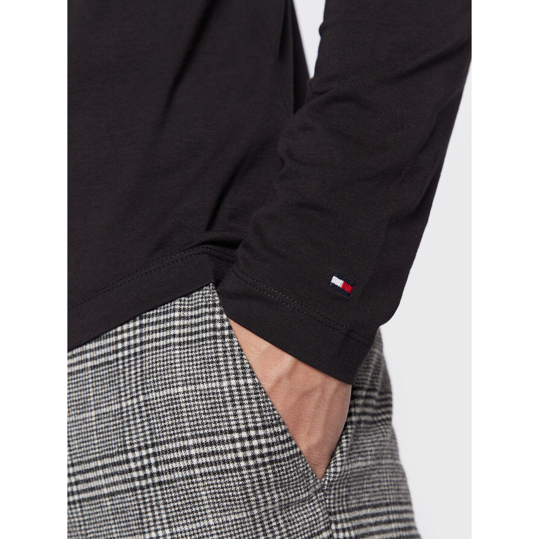 Tommy Hilfiger Поло Logo MW0MW28787 Черен Slim Fit - Pepit.bg