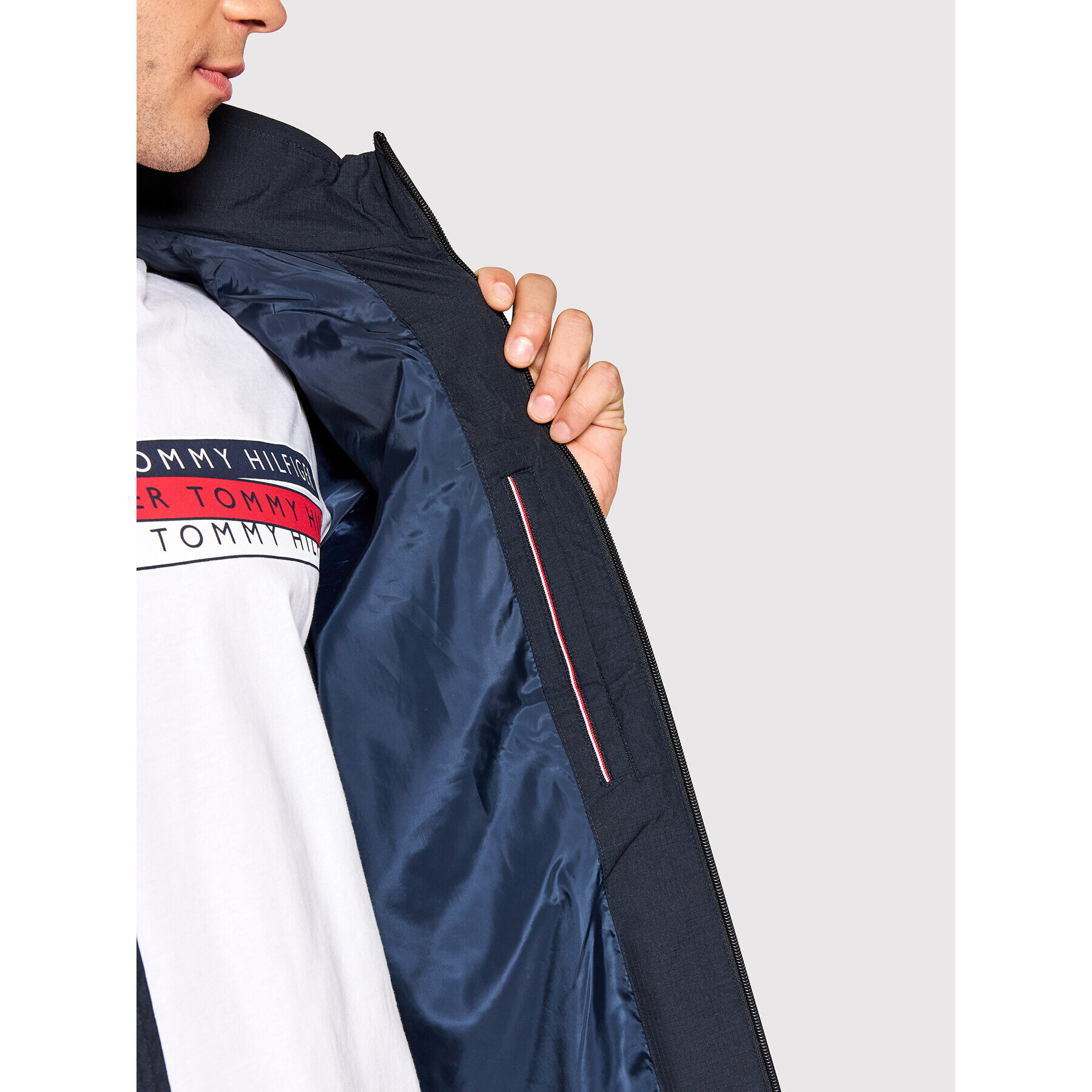 Tommy Hilfiger Преходно яке Ripstop MW0MW25240 Тъмносин Regular Fit - Pepit.bg