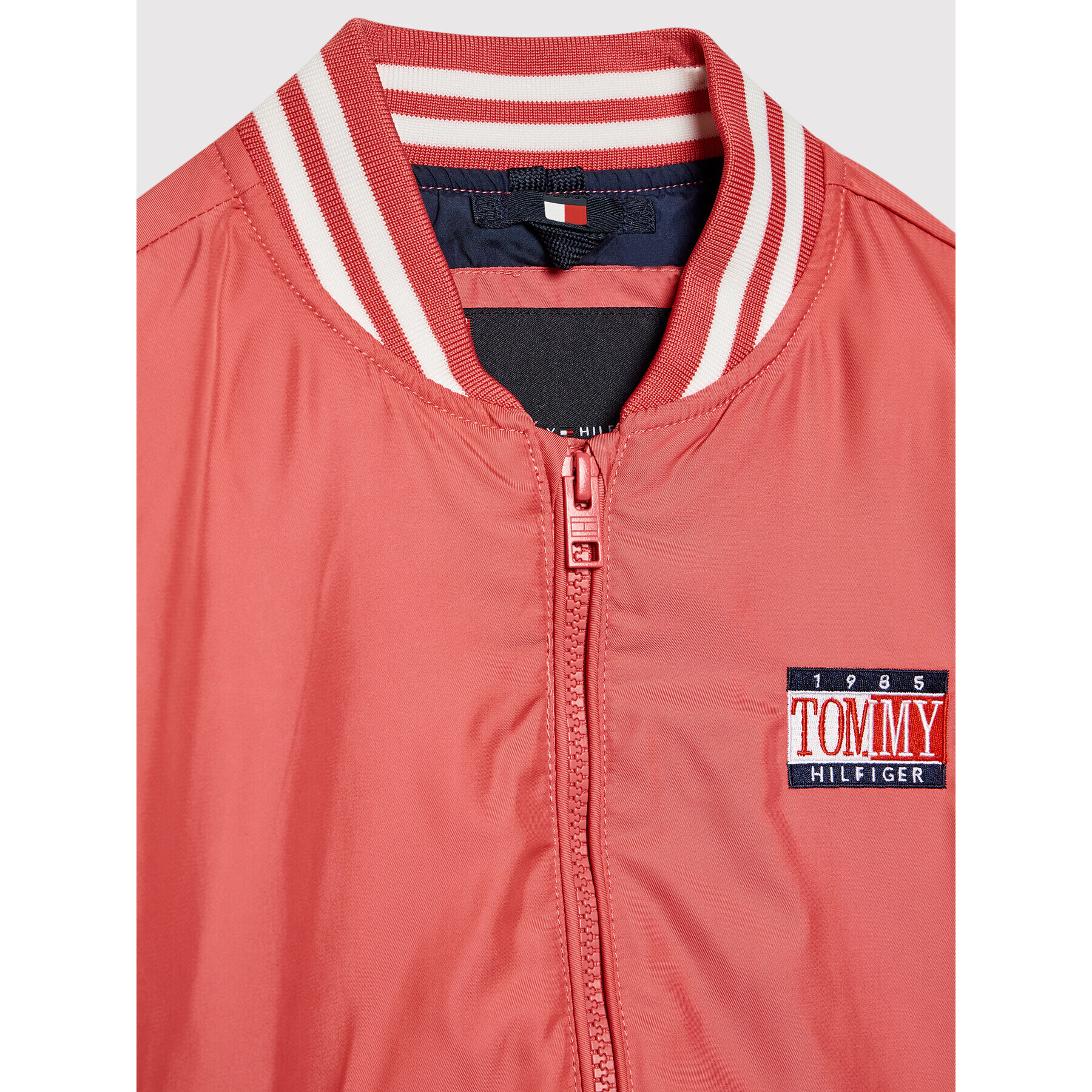 Tommy Hilfiger Преходно яке Timeless KS0KS00233 D Розов Regular Fit - Pepit.bg