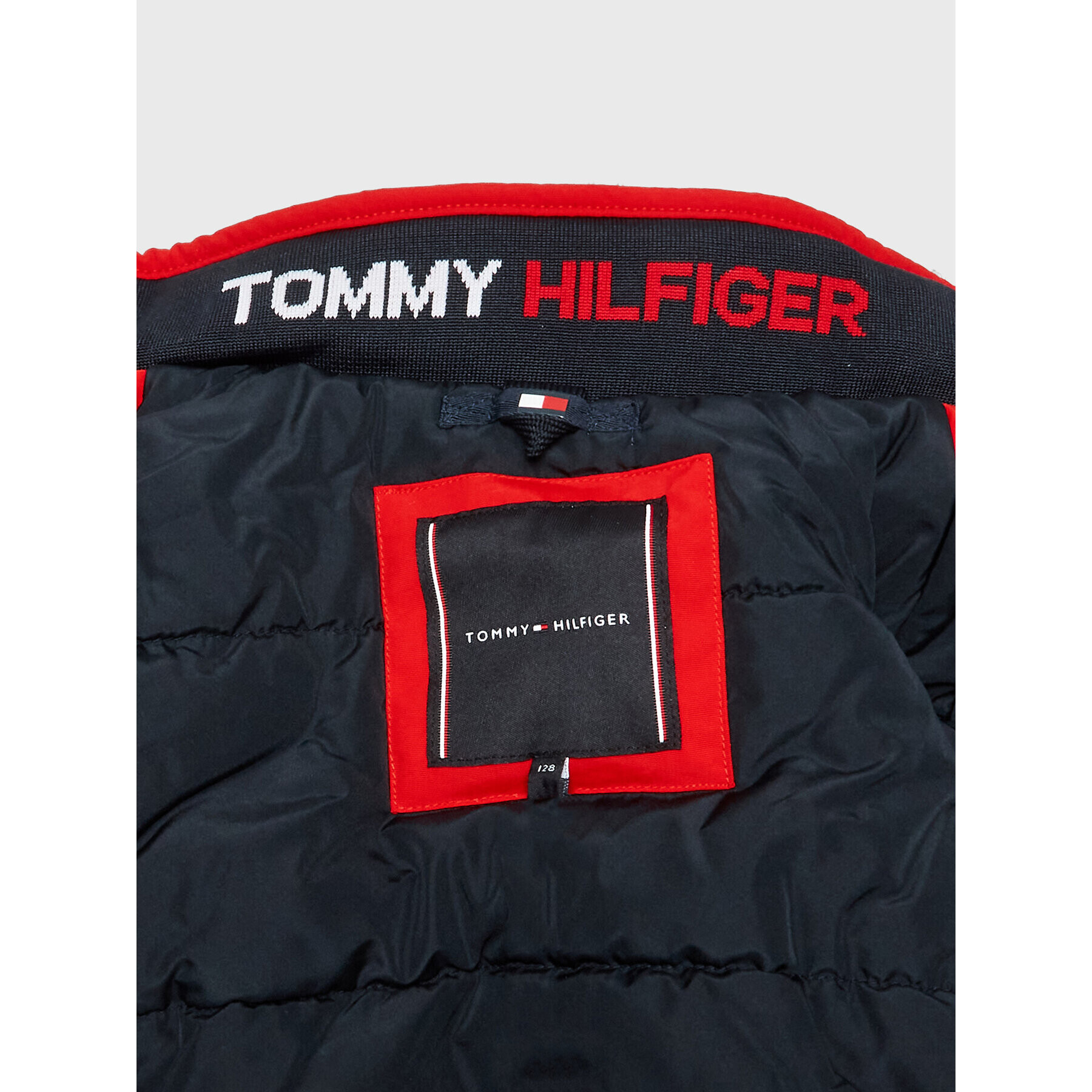 Tommy Hilfiger Преходно яке Essential KB0KB07809 D Червен Regular Fit - Pepit.bg