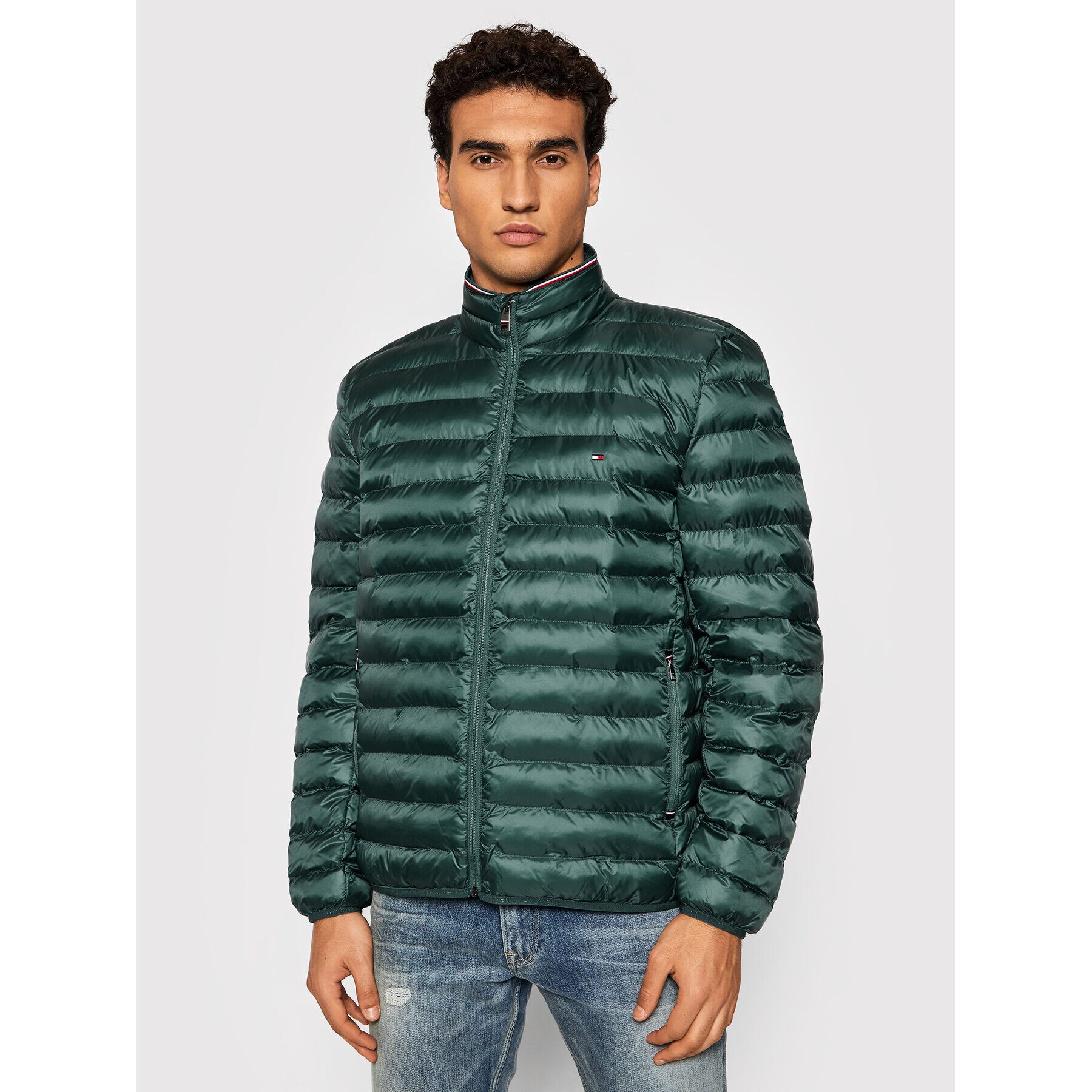 Tommy Hilfiger Пухено яке Circular MW0MW18763 Зелен Regular Fit - Pepit.bg